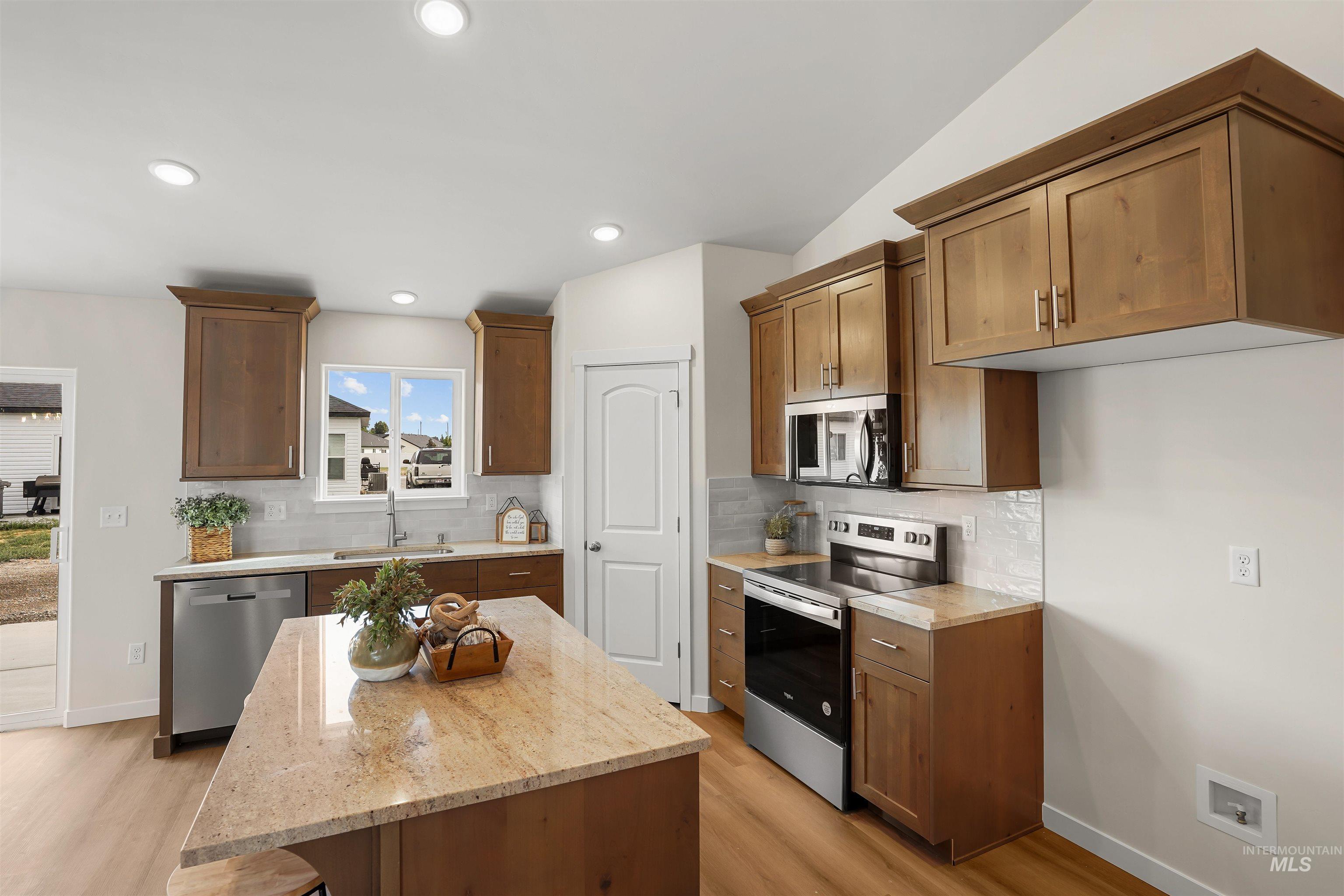 2252 Yukon Trail Property Photo 7