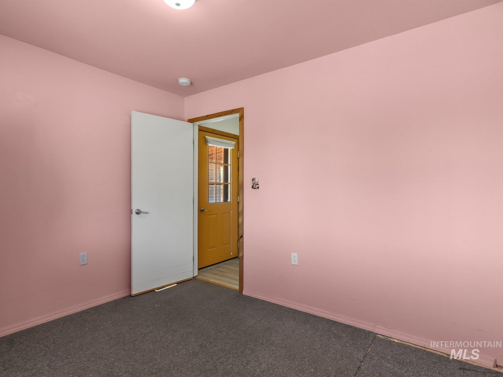 2825 W South Slope Property Photo 29