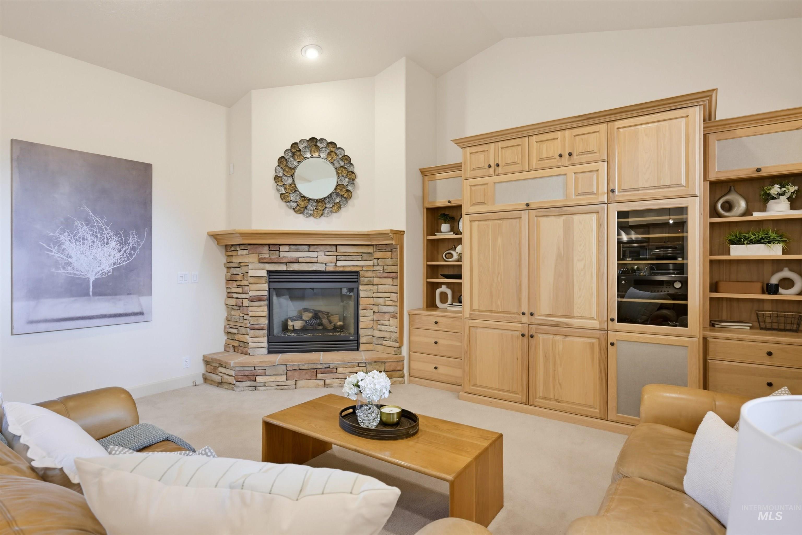 2554 W Sugar Crest Drive Property Photo 14