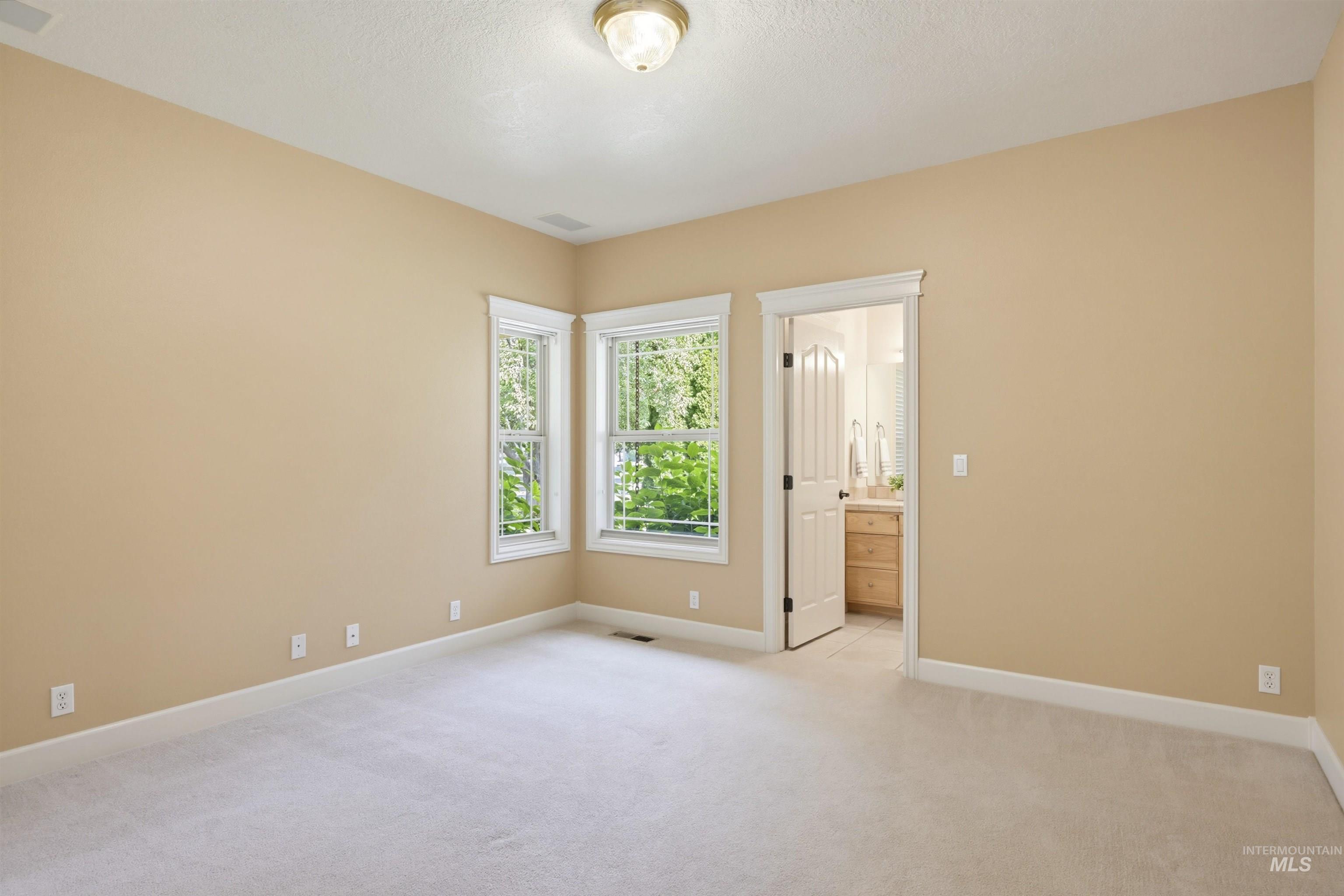 2554 W Sugar Crest Drive Property Photo 22