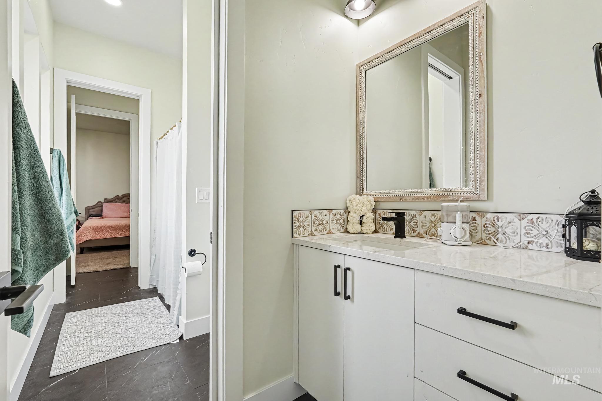 23871 Legends Ln Property Photo 17