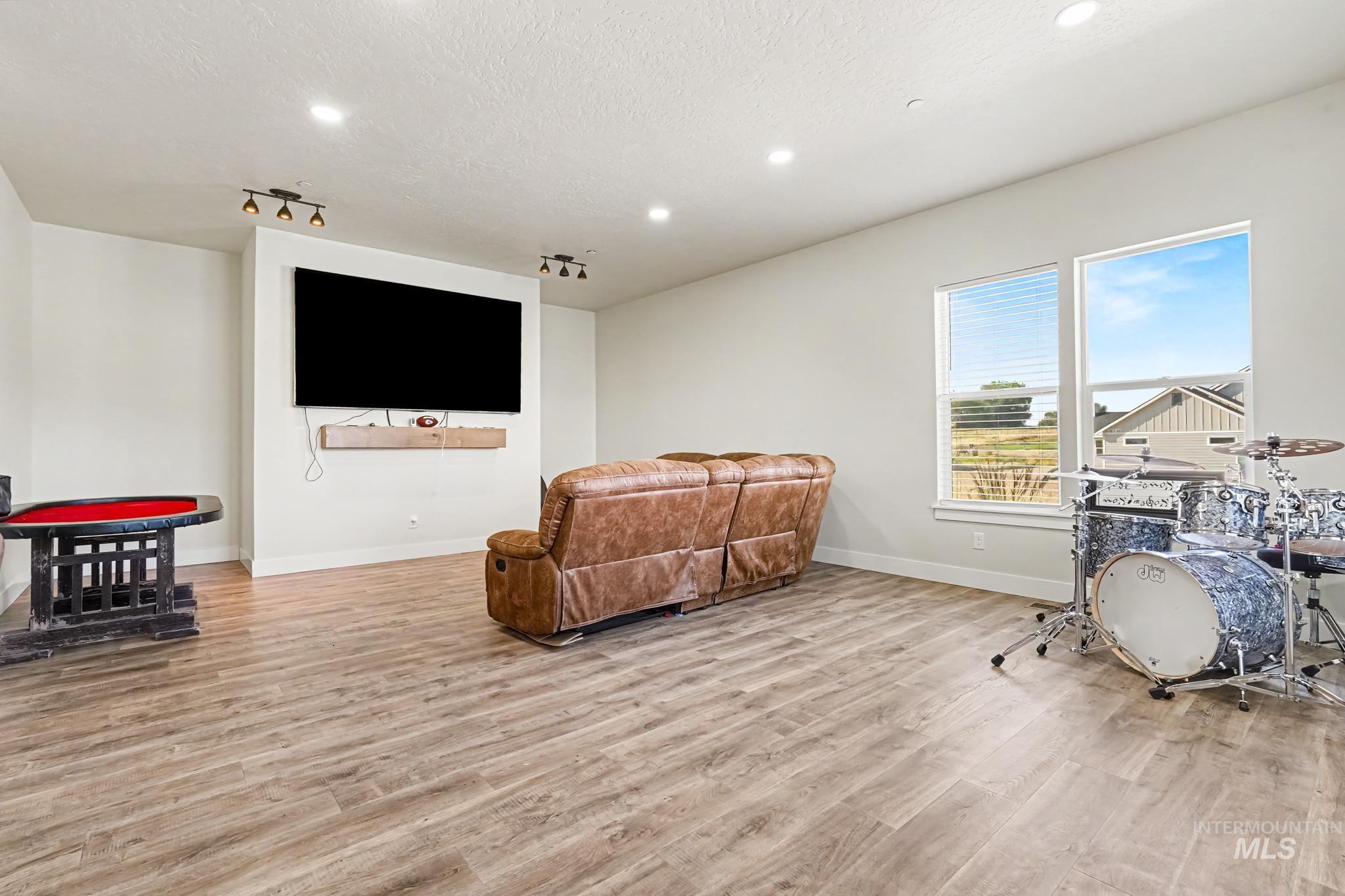 23871 Legends Ln Property Photo 31