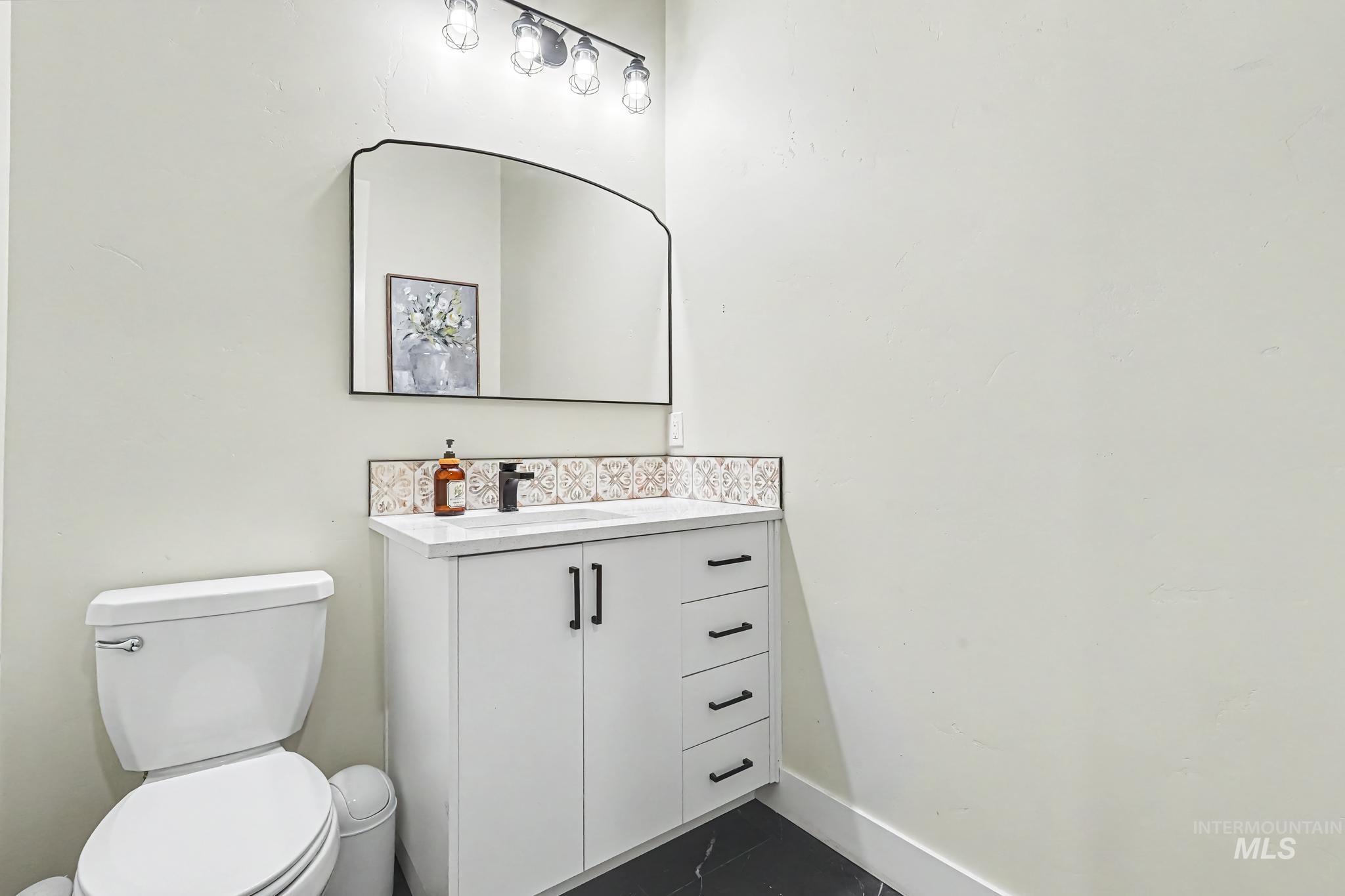 23871 Legends Ln Property Photo 34
