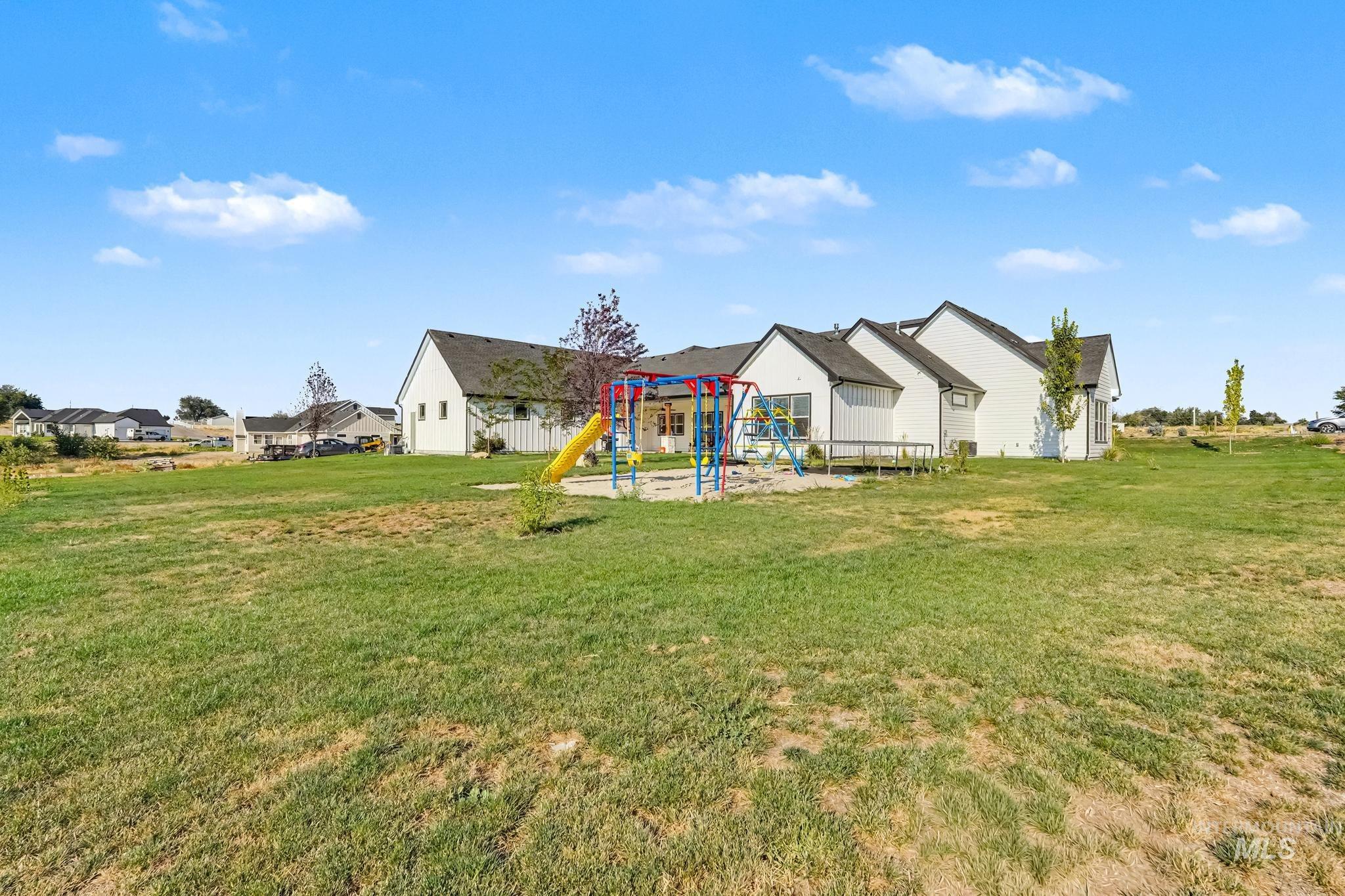 23871 Legends Ln Property Photo 41