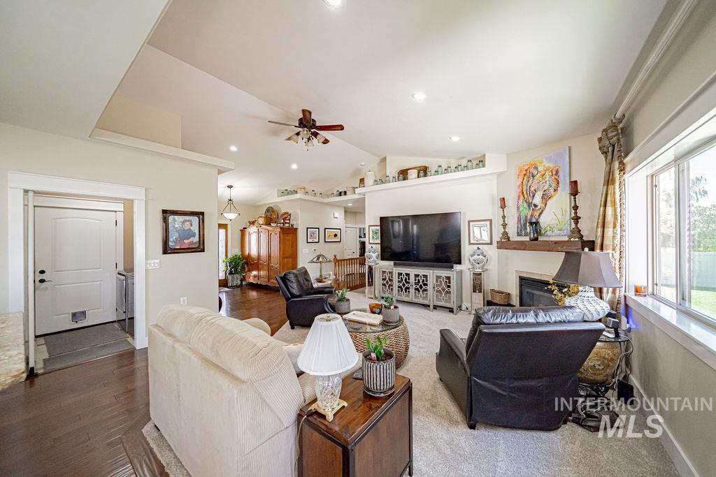 5119 Pevero Property Photo 7