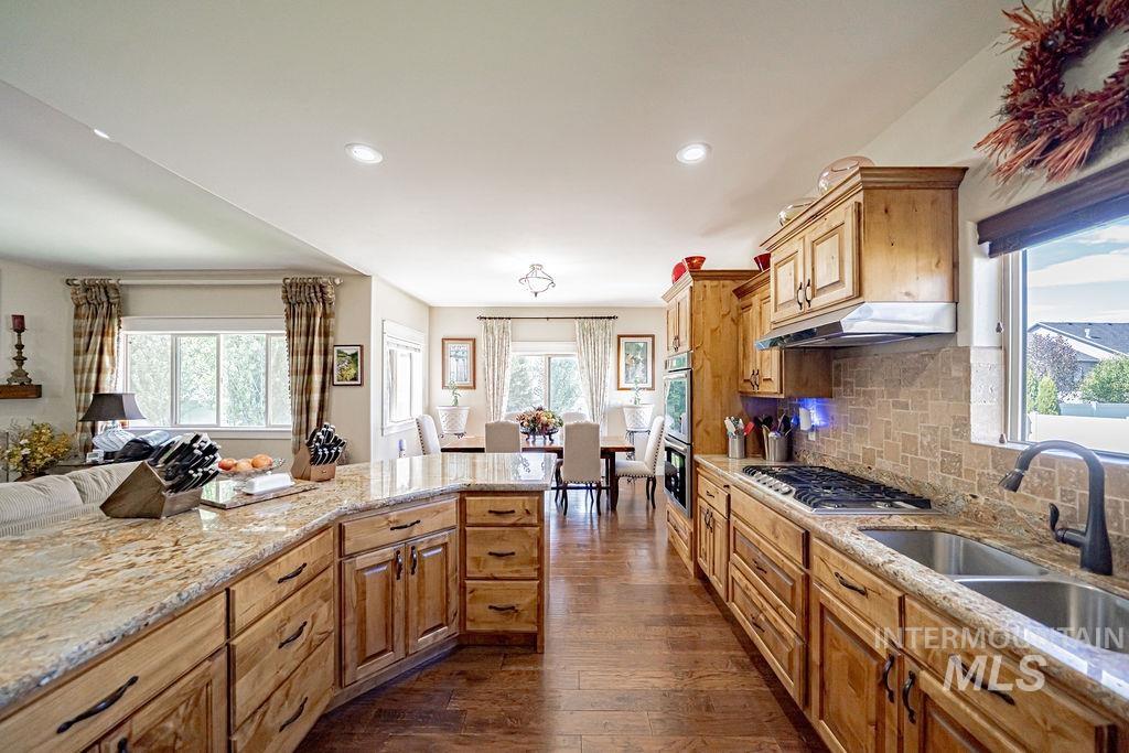 5119 Pevero Property Photo 8