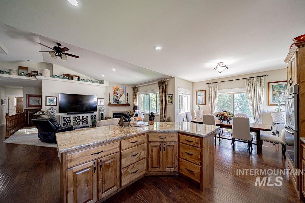 5119 Pevero Property Photo 9