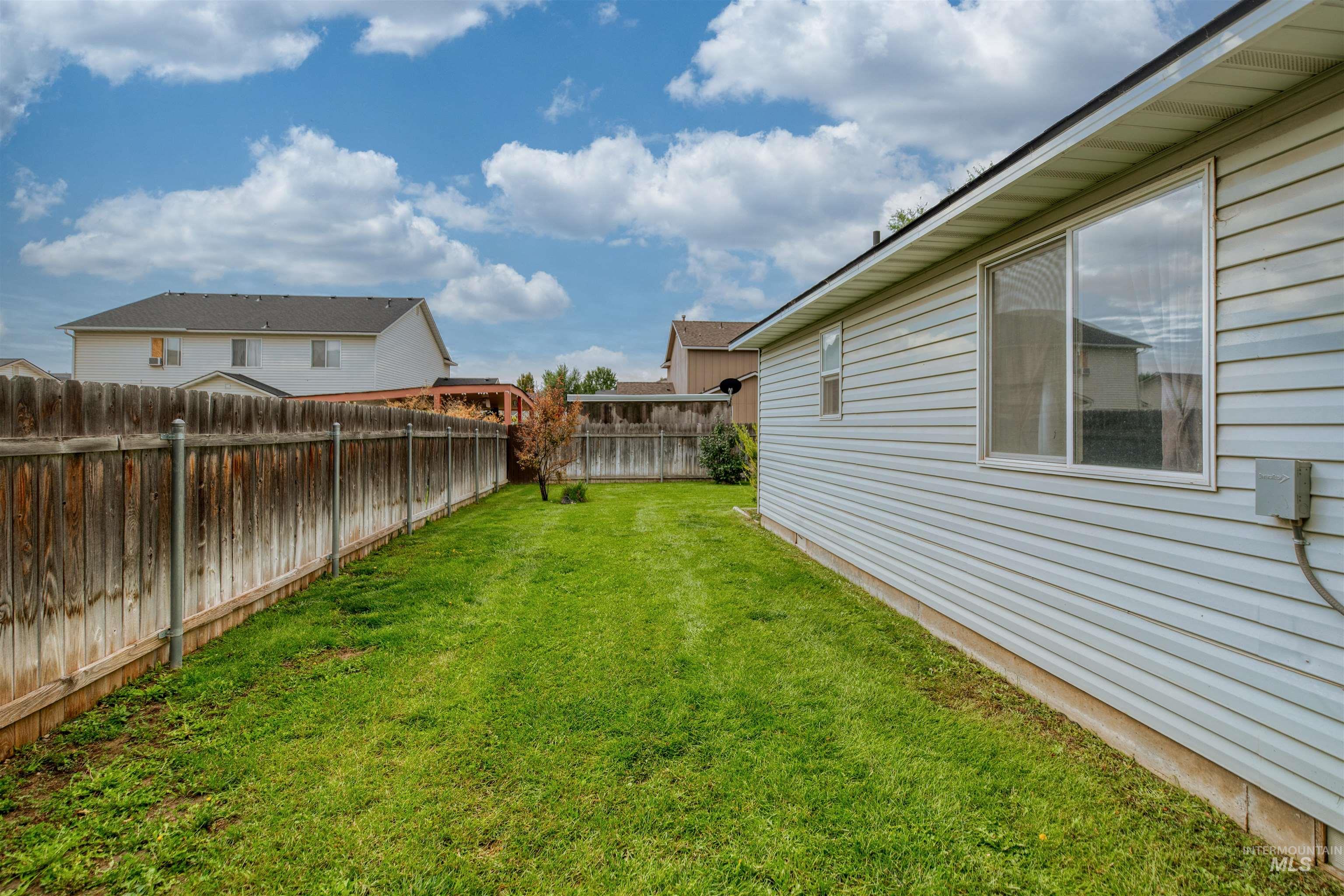 1915 W Mountain Pointe Ave Property Photo 21