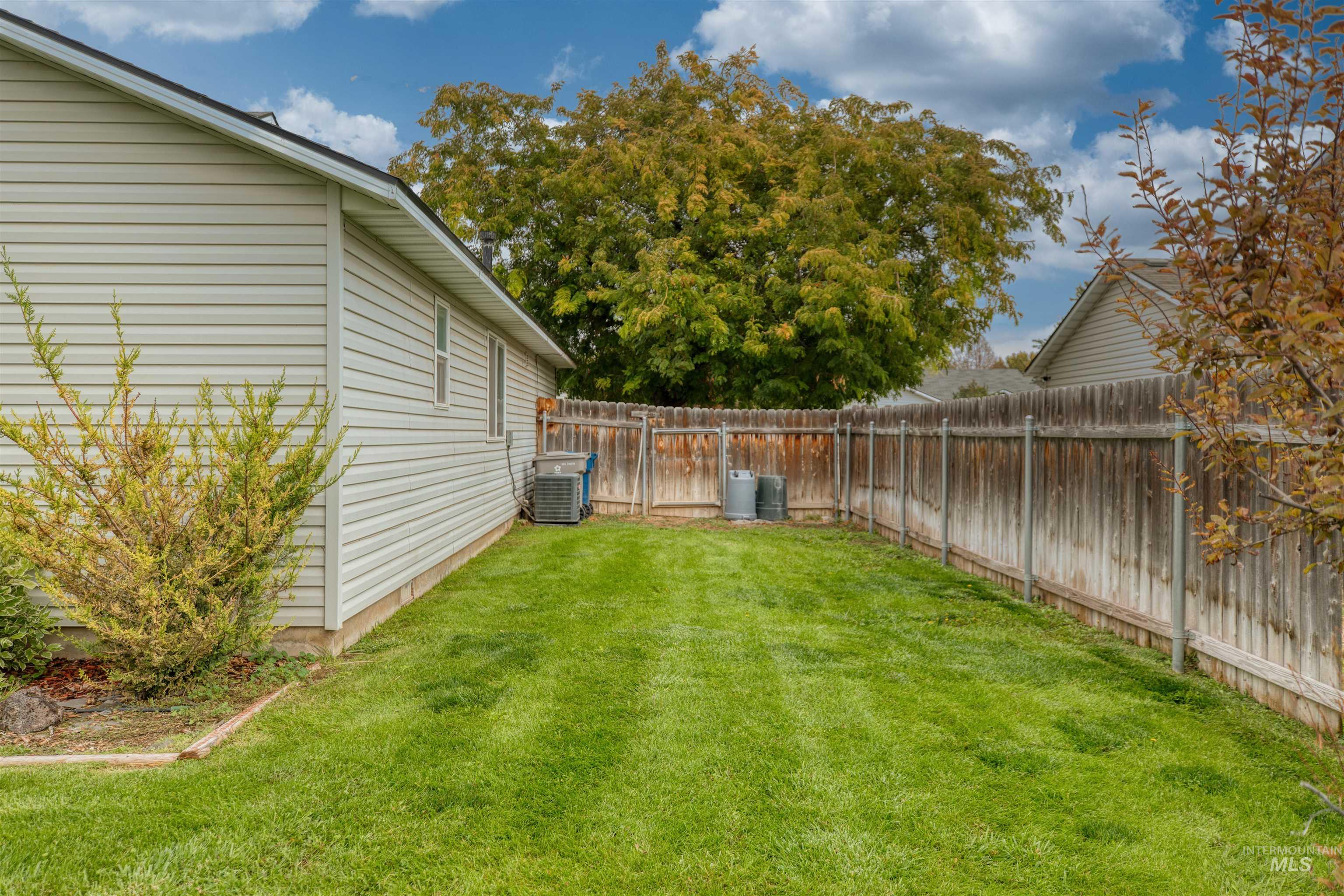 1915 W Mountain Pointe Ave Property Photo 24