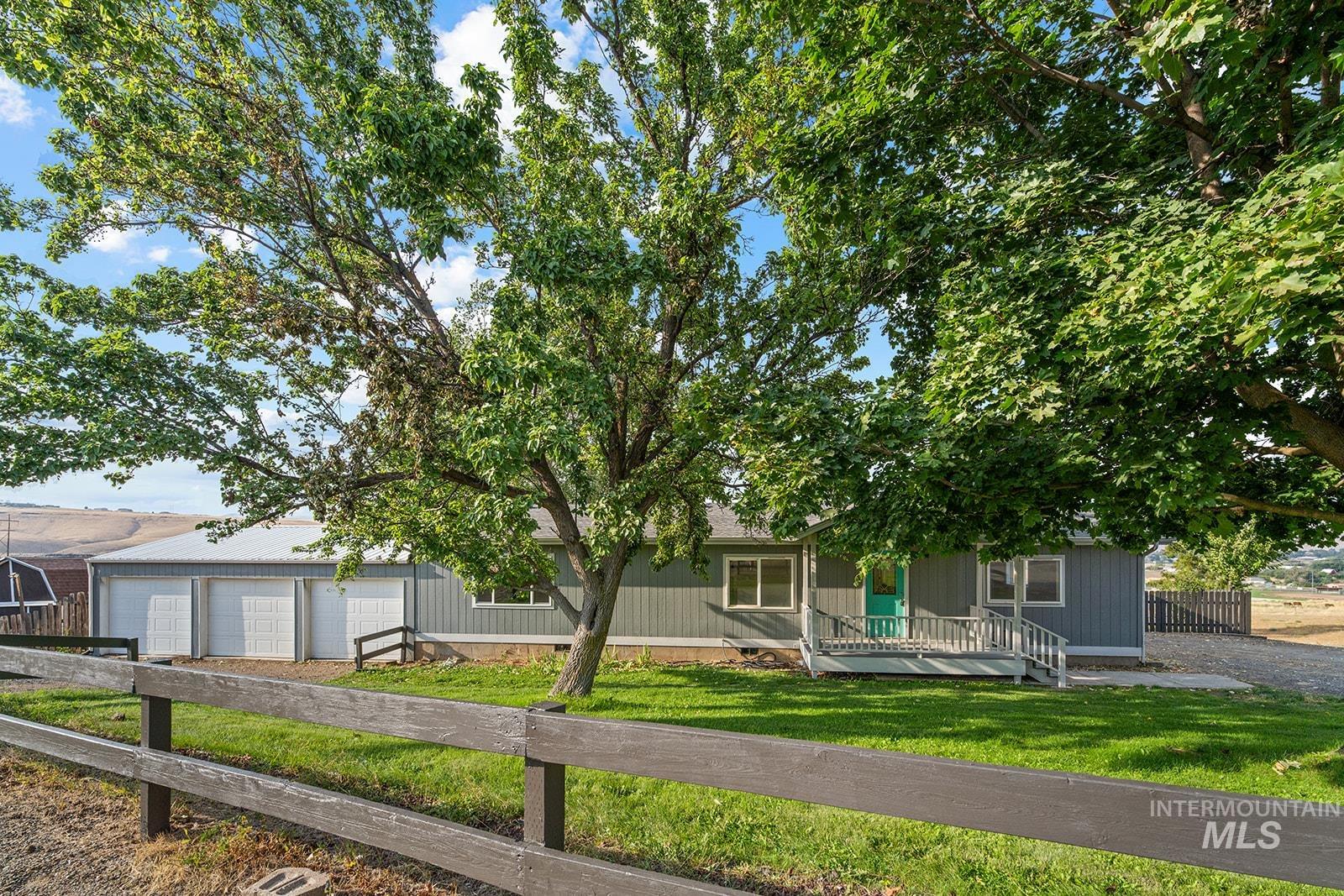 2750 9th Avenue Property Photo 1