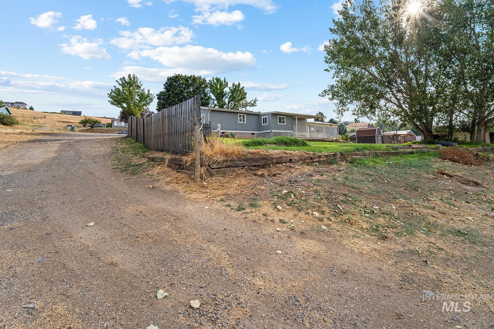 2750 9th Avenue Property Photo 12