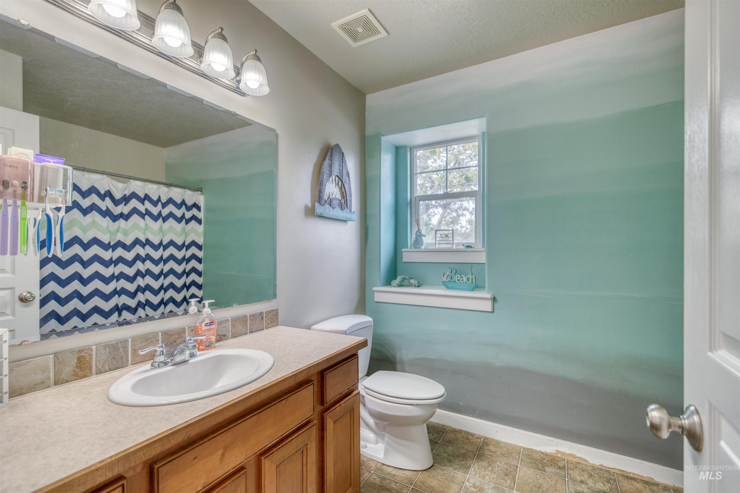 5950 S Harrington Way Property Photo 21