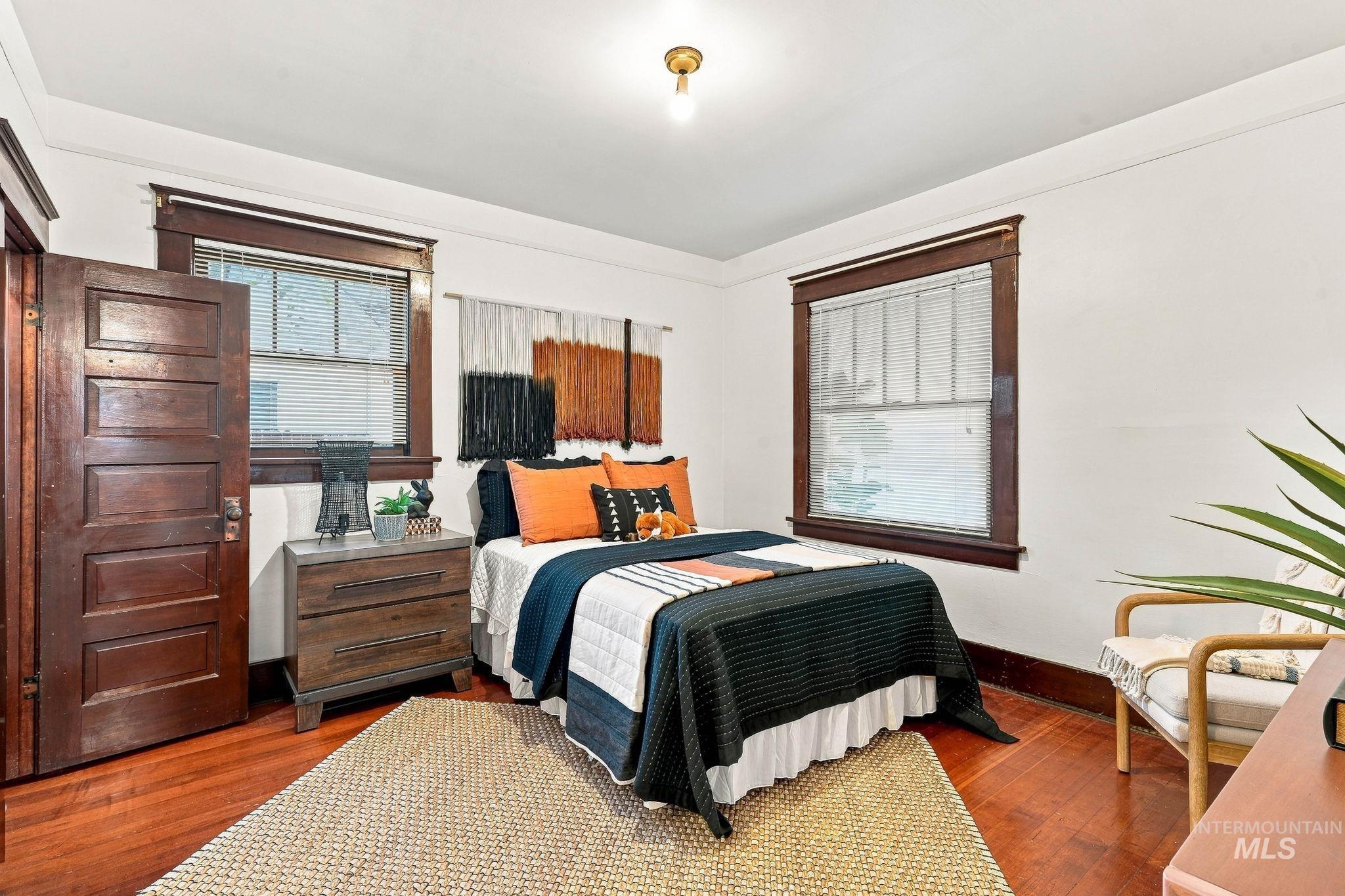 510 E 2nd St. Property Photo 42