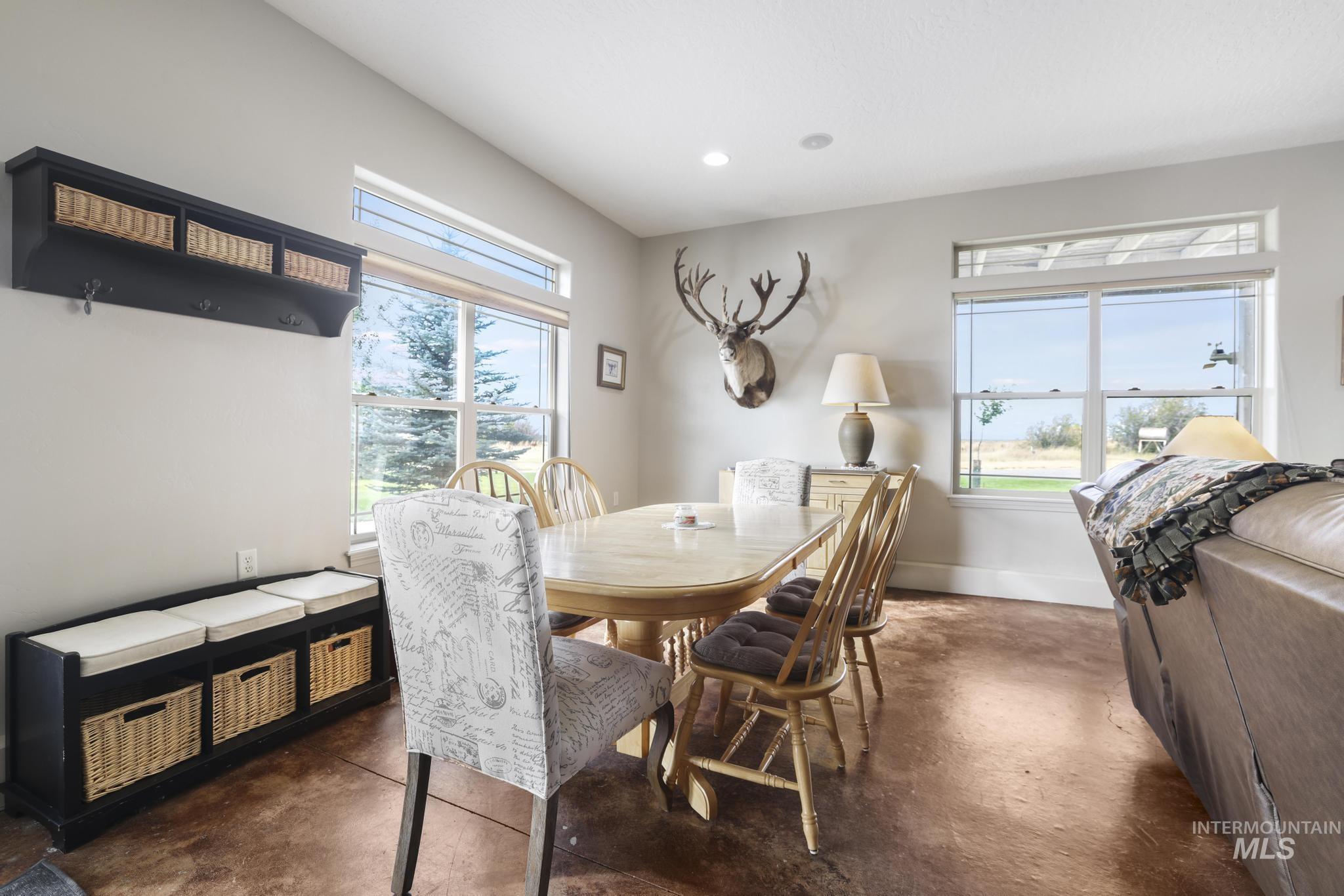 103 Horseshoe Loop Property Photo 5