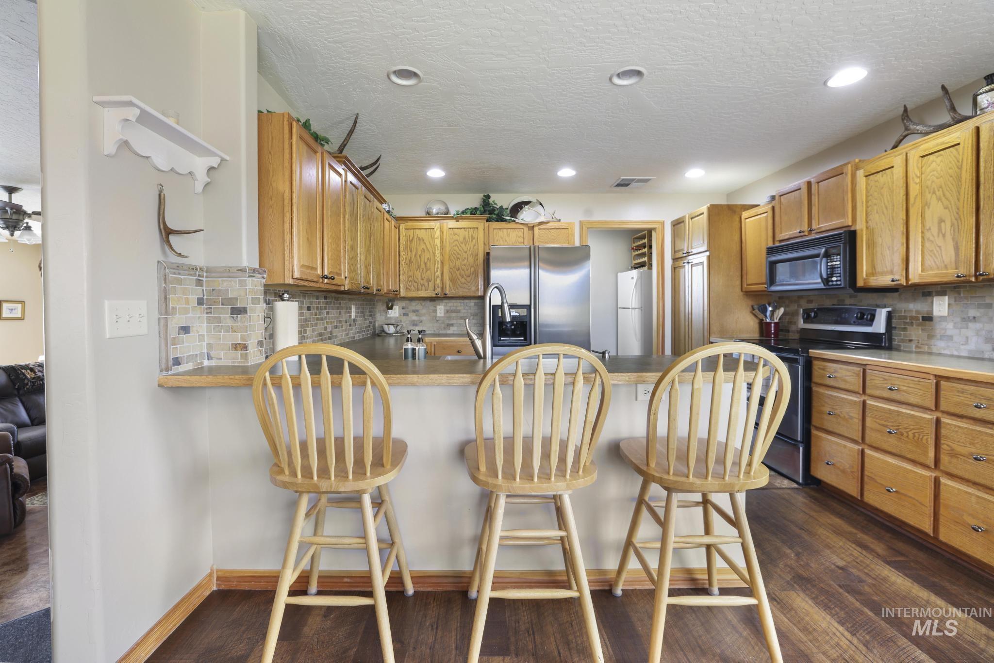 103 Horseshoe Loop Property Photo 10