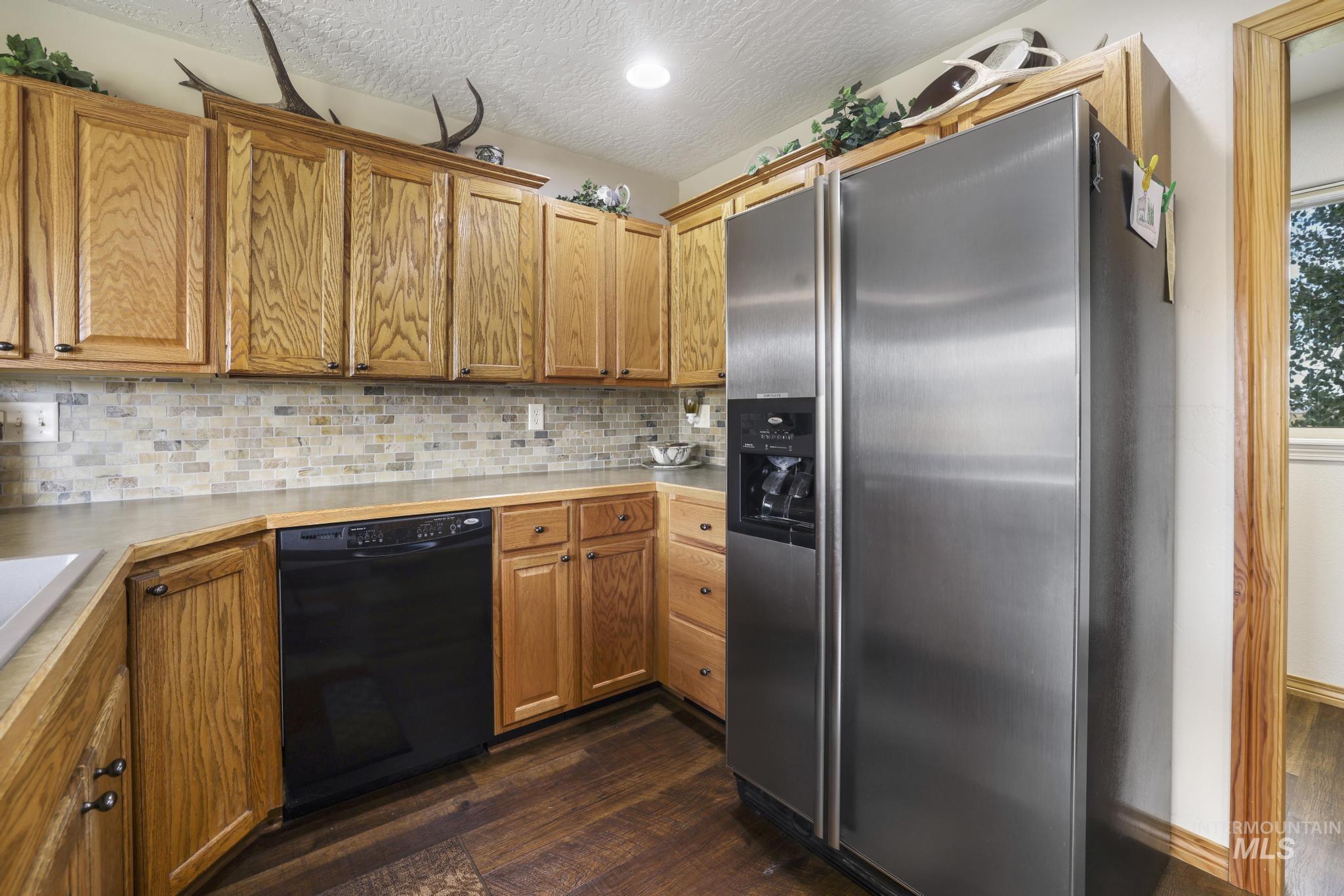 103 Horseshoe Loop Property Photo 13
