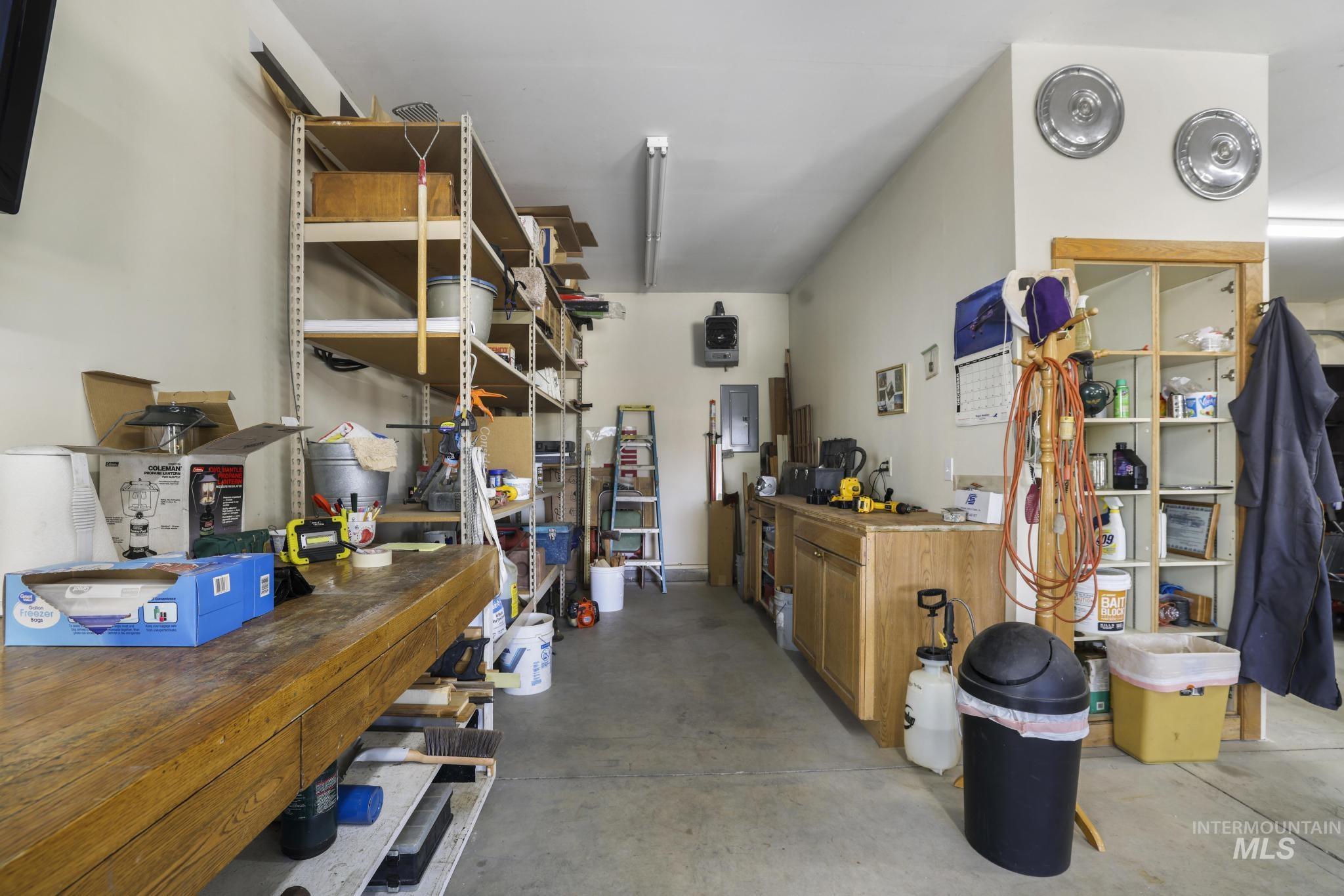 103 Horseshoe Loop Property Photo 36