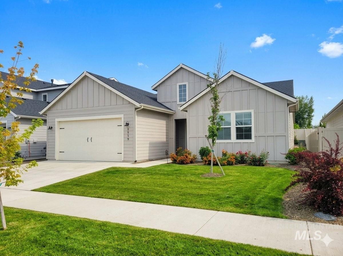 8959 W Moon River Dr Property Photo 1