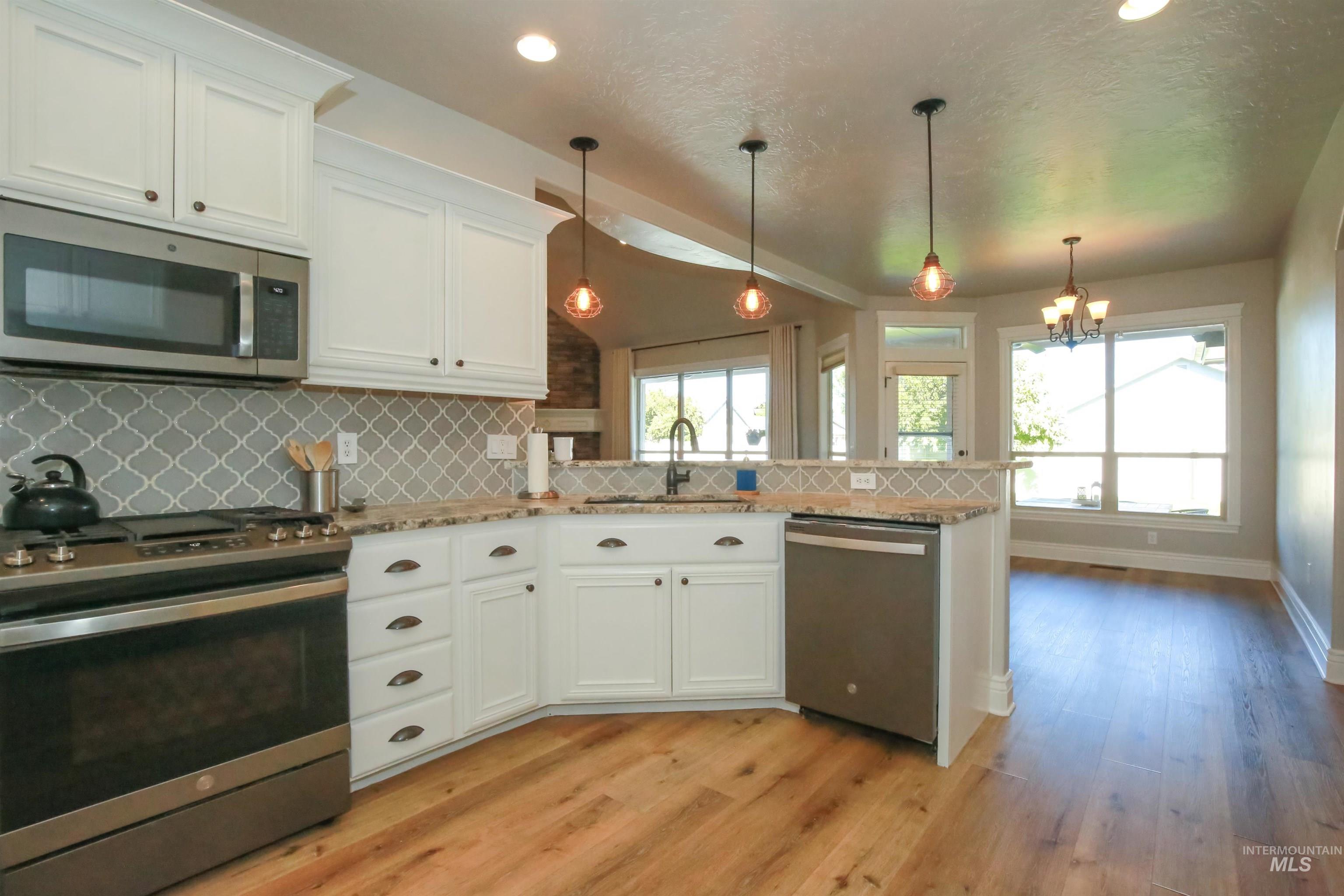 740 Syringa Springs Drive Property Photo 10