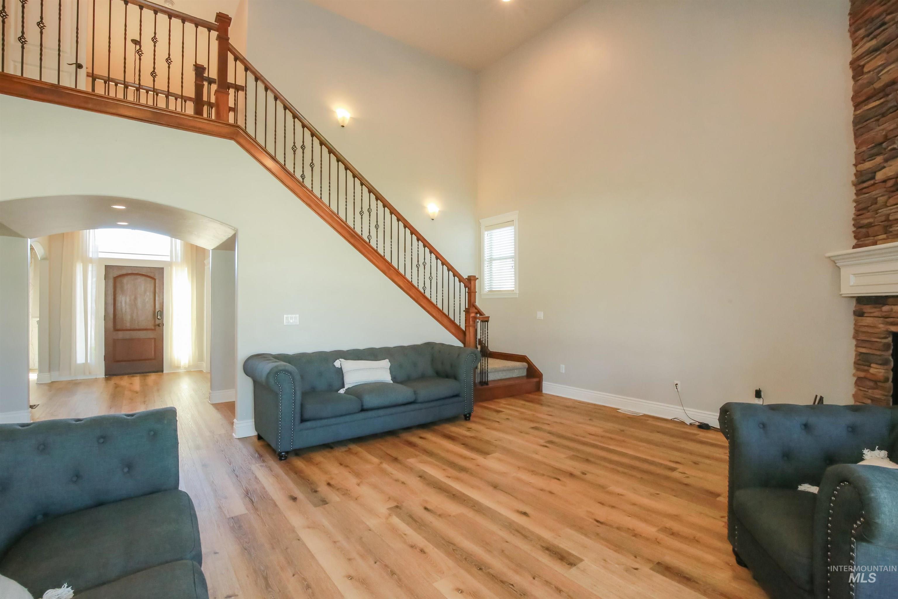 740 Syringa Springs Drive Property Photo 17