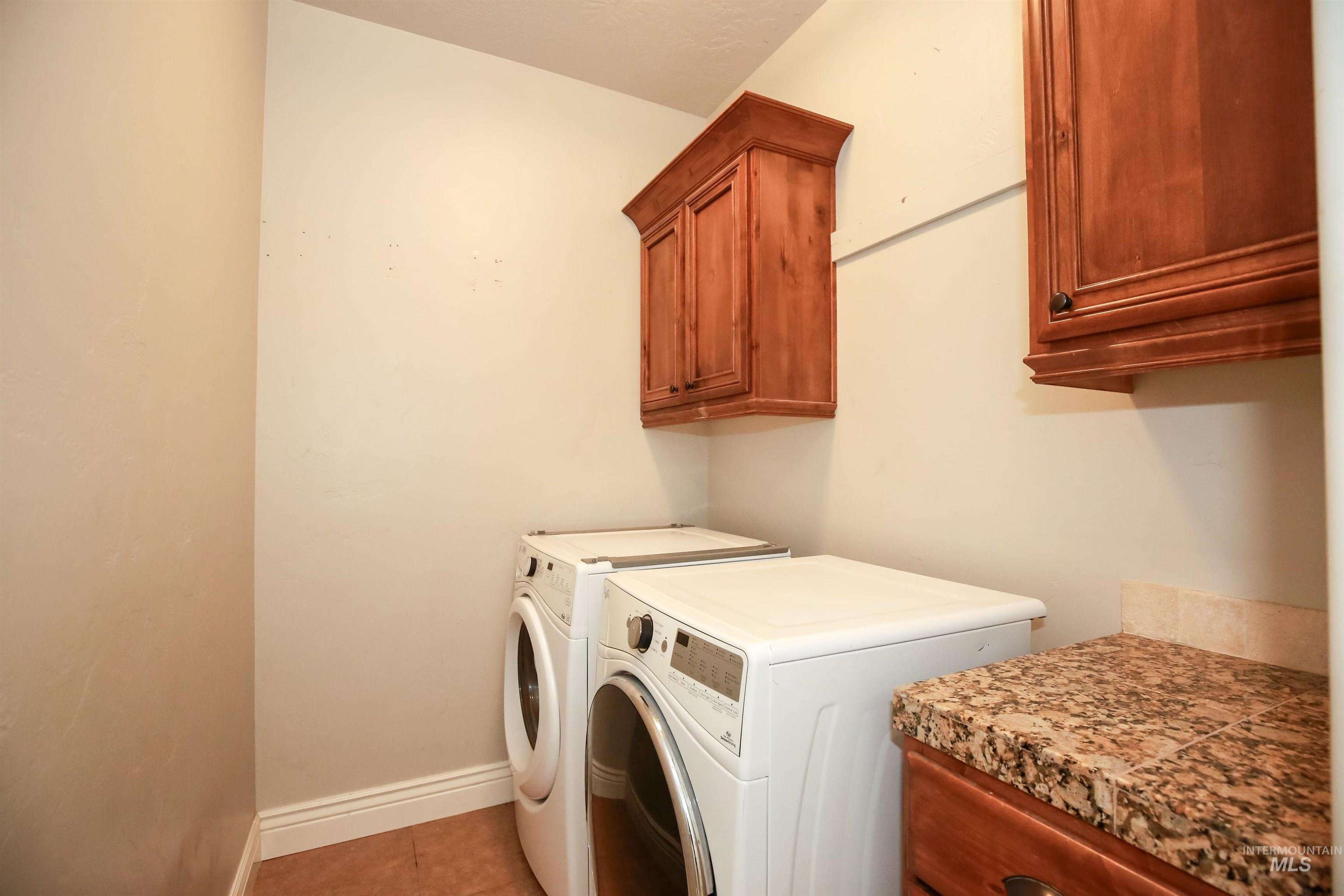 740 Syringa Springs Drive Property Photo 24