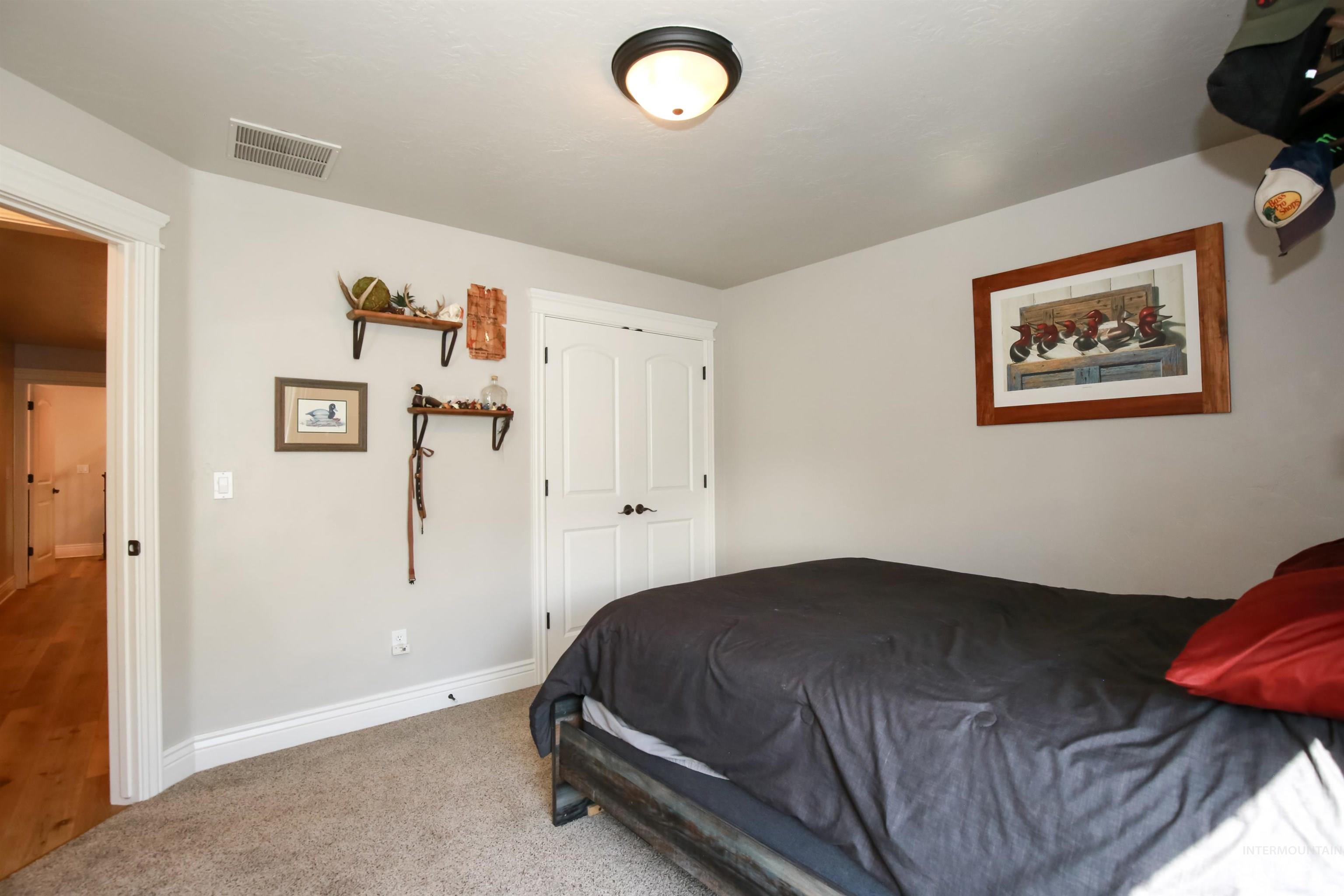 740 Syringa Springs Drive Property Photo 29