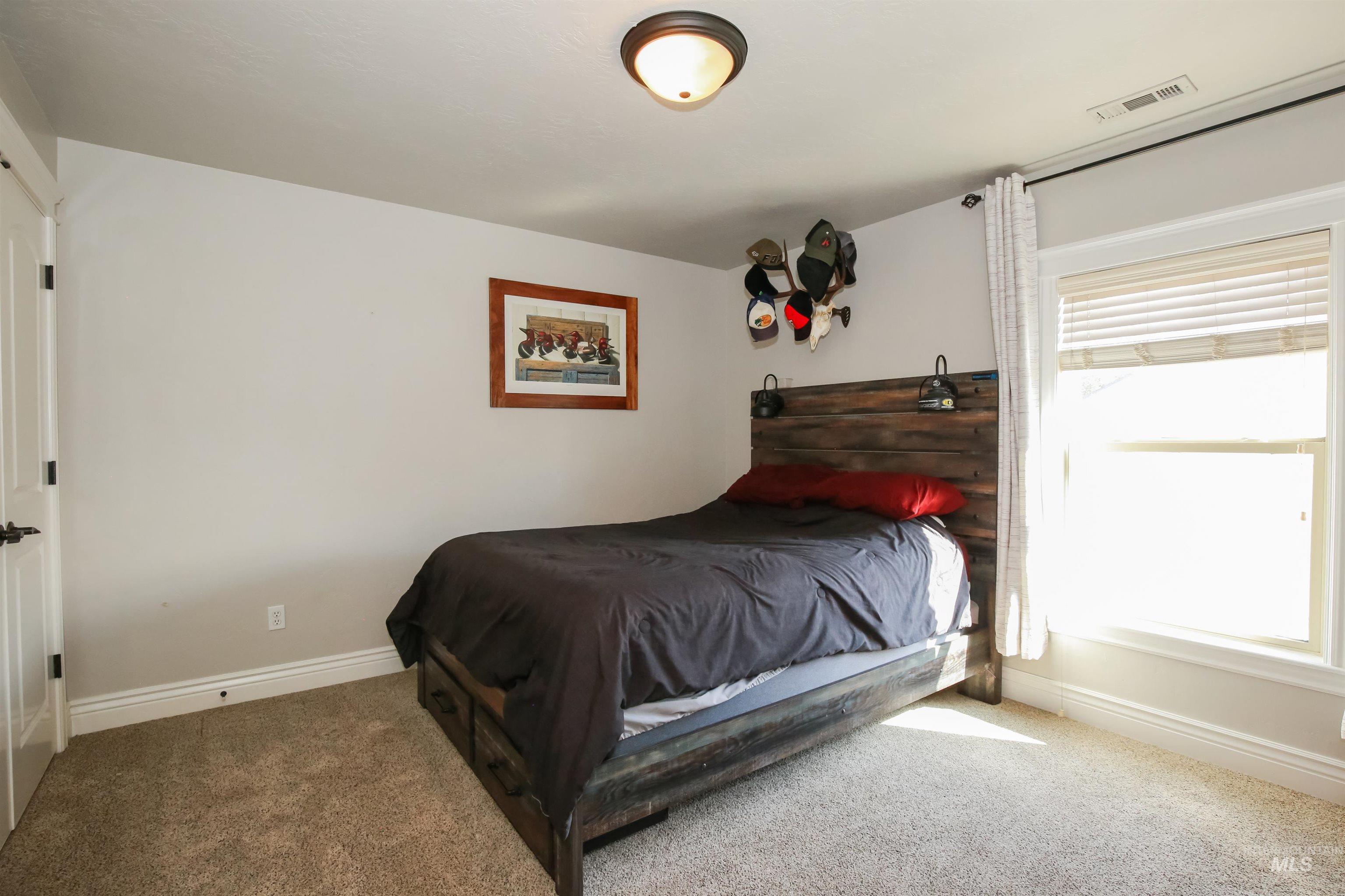 740 Syringa Springs Drive Property Photo 30