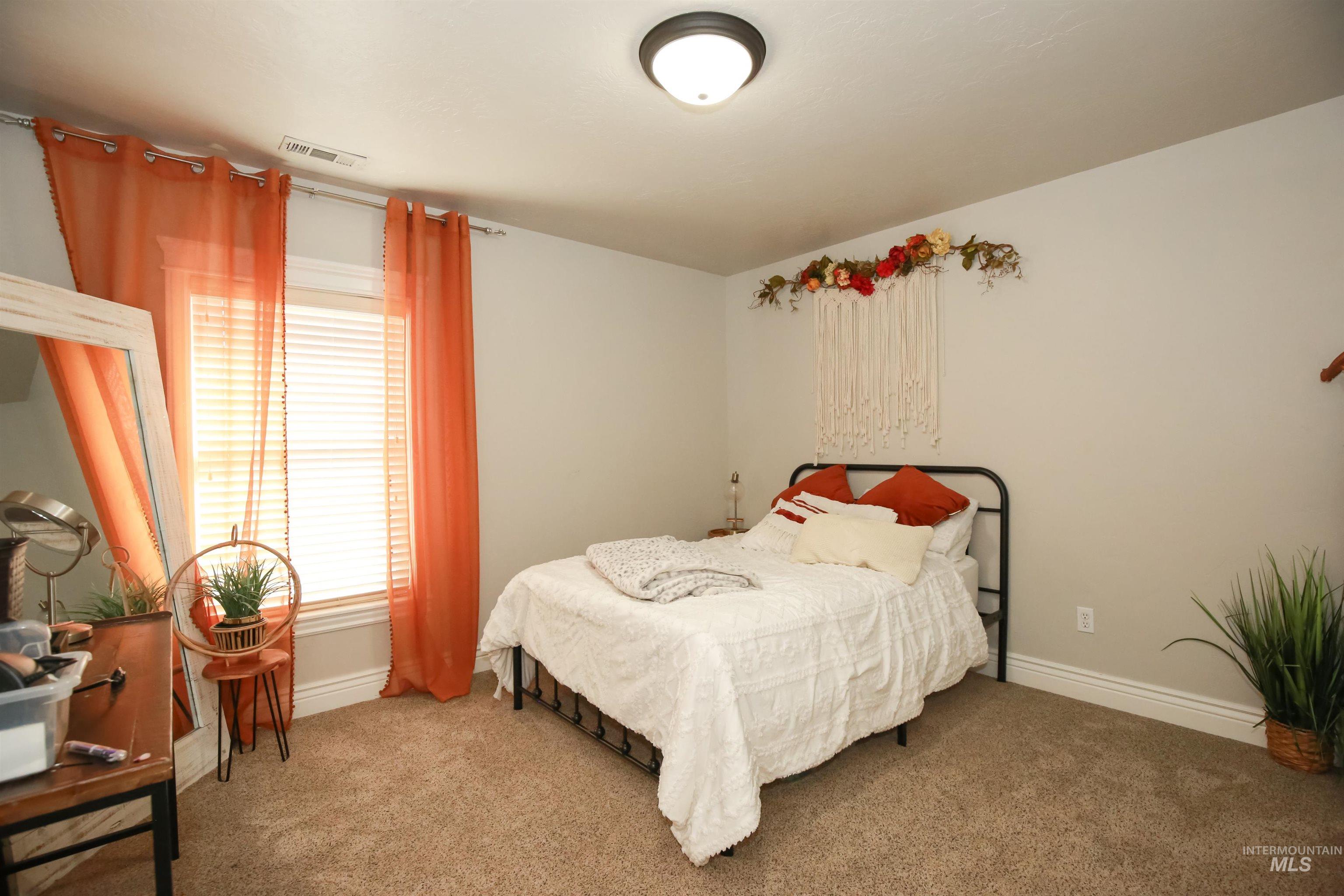 740 Syringa Springs Drive Property Photo 31