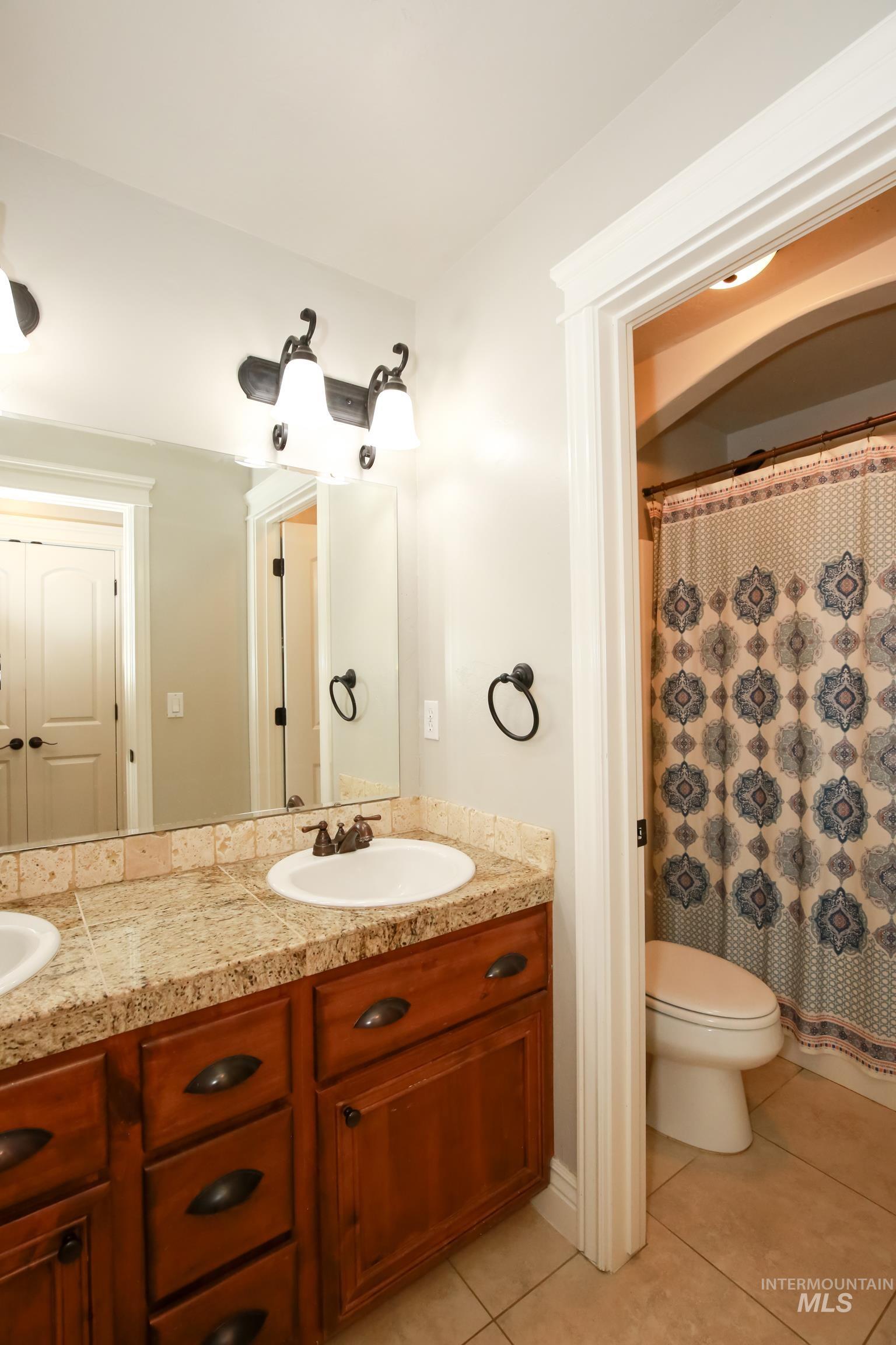740 Syringa Springs Drive Property Photo 34