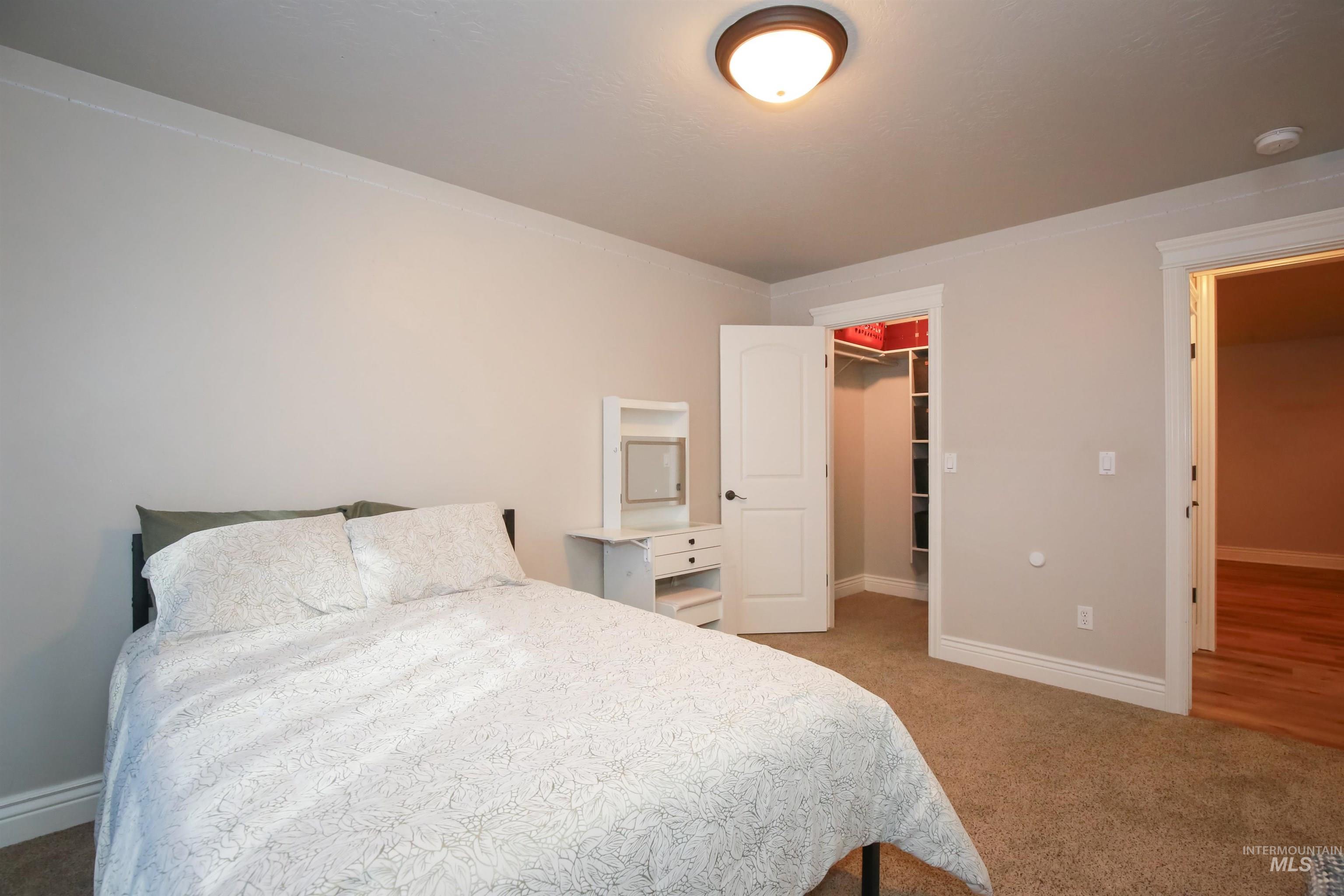 740 Syringa Springs Drive Property Photo 36
