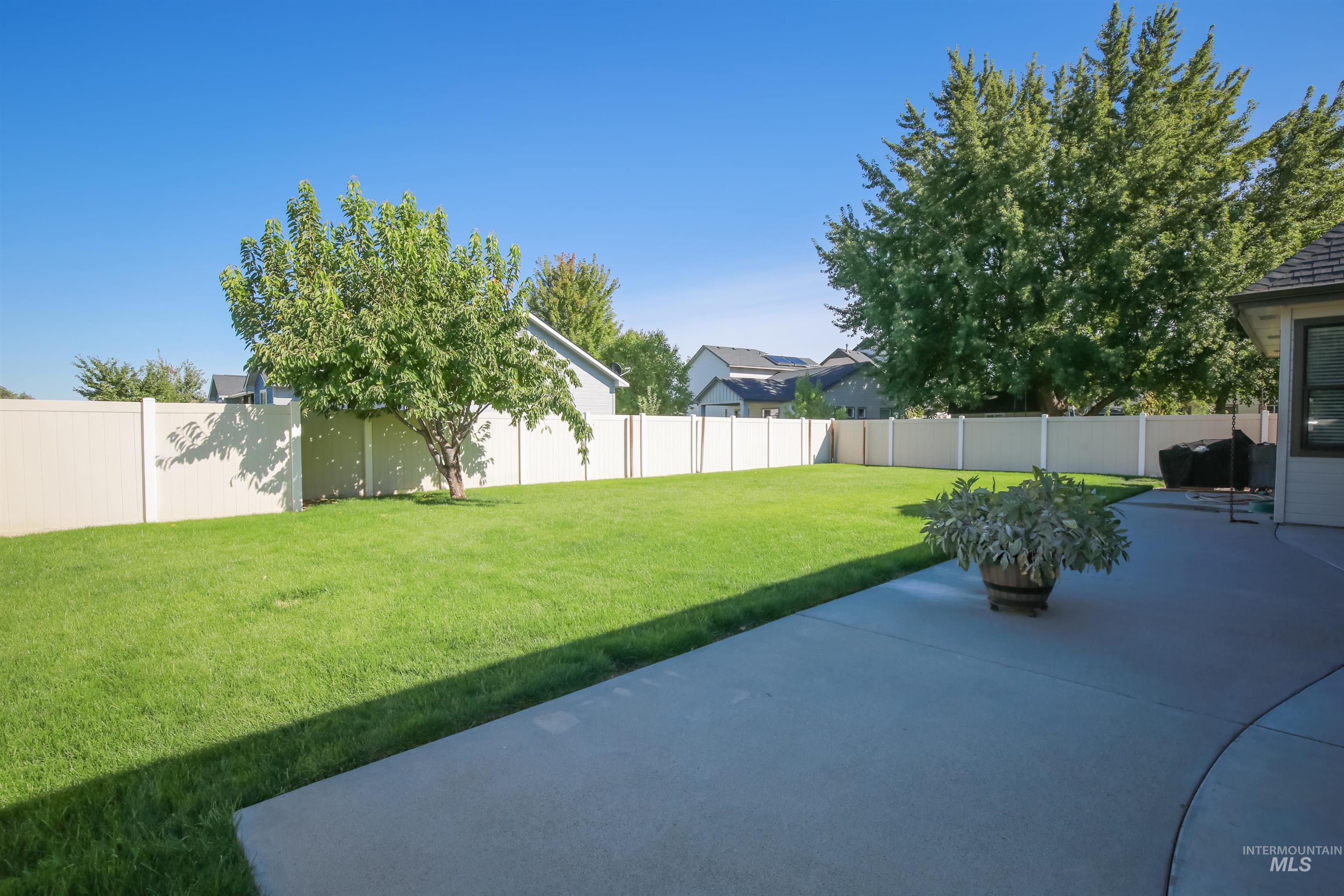 740 Syringa Springs Drive Property Photo 41