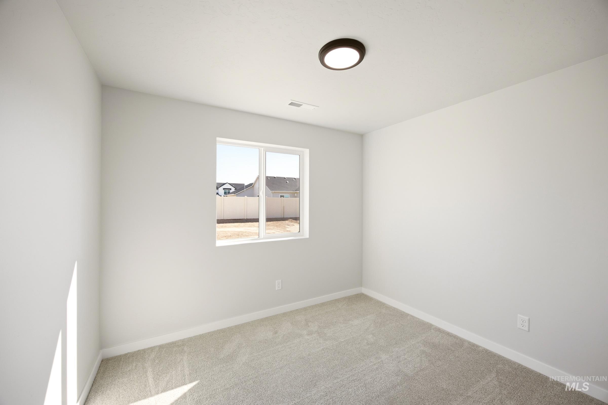 18420 N Calla Lily Ave Property Photo 13