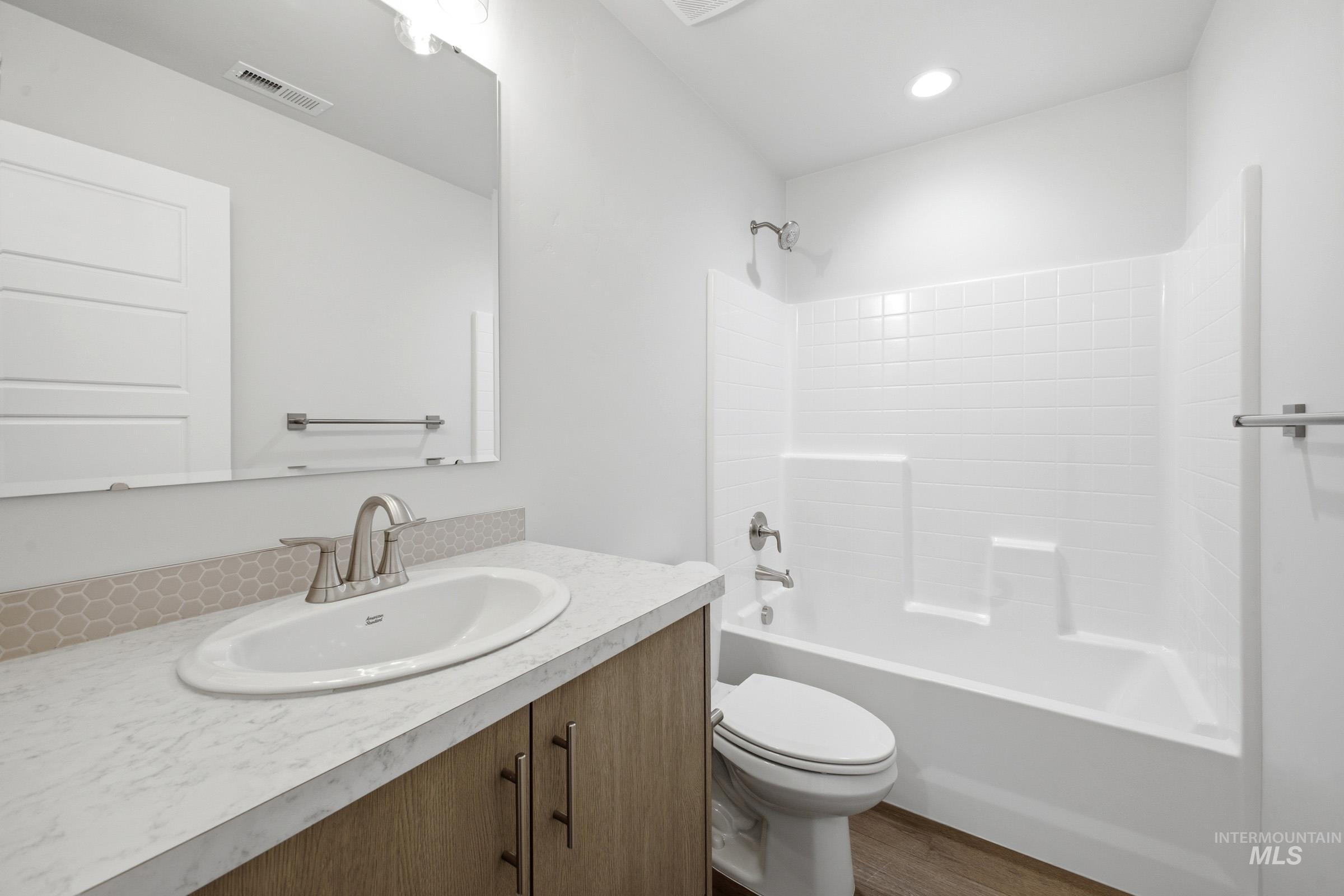 18420 N Calla Lily Ave Property Photo 20