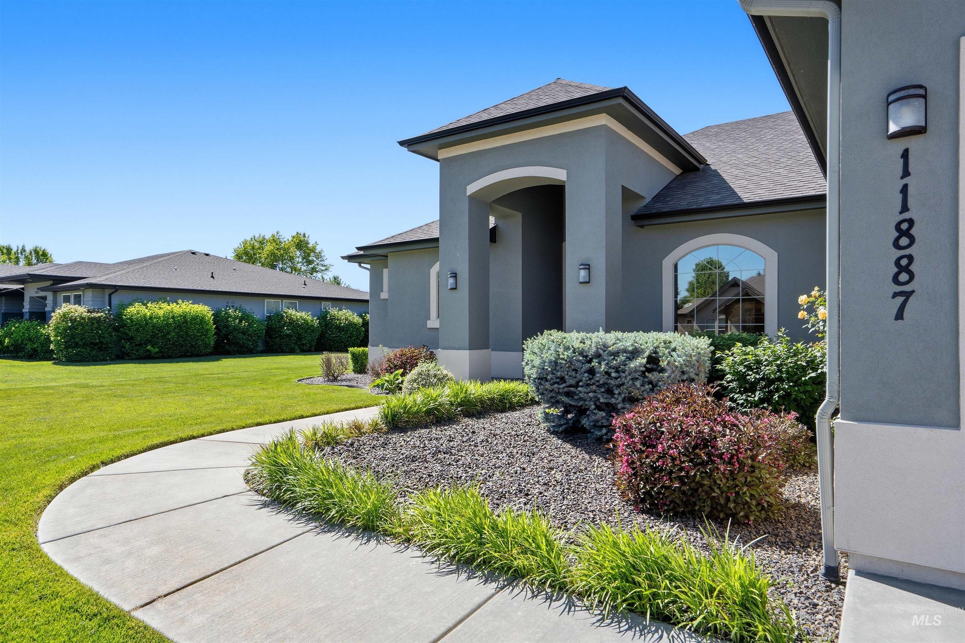 98999802 Property Photo 1