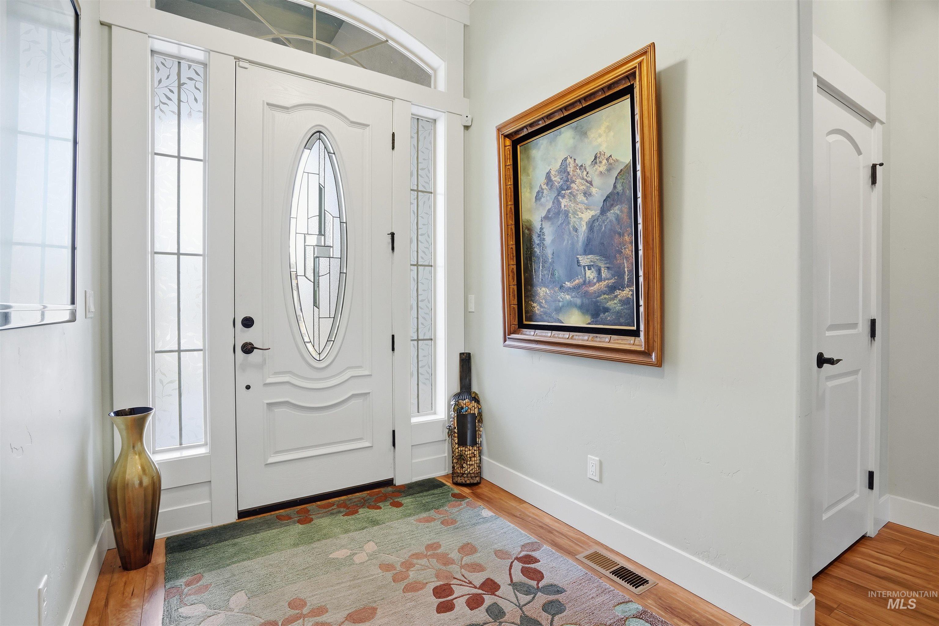 98999802 Property Photo 3