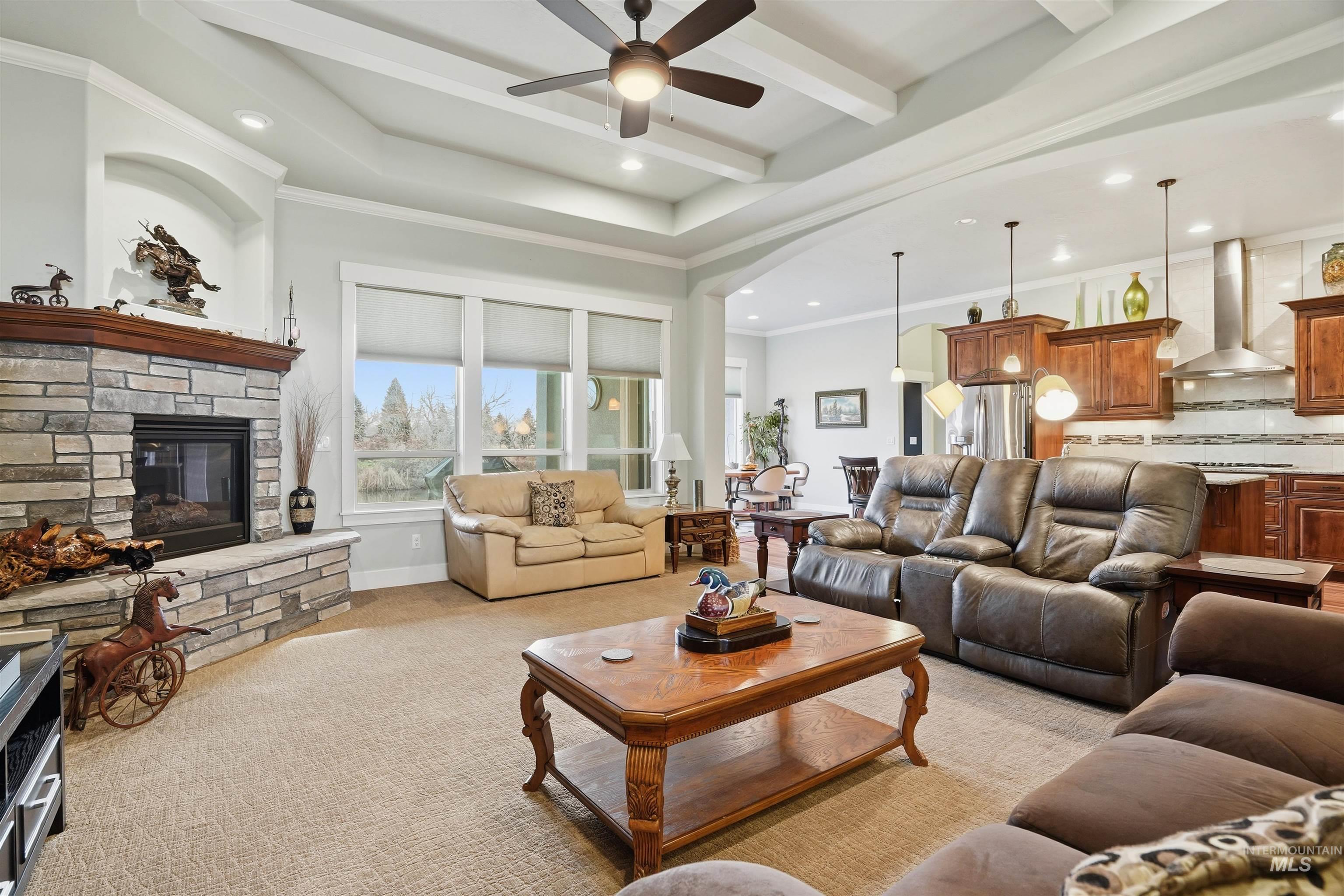 98999802 Property Photo 4