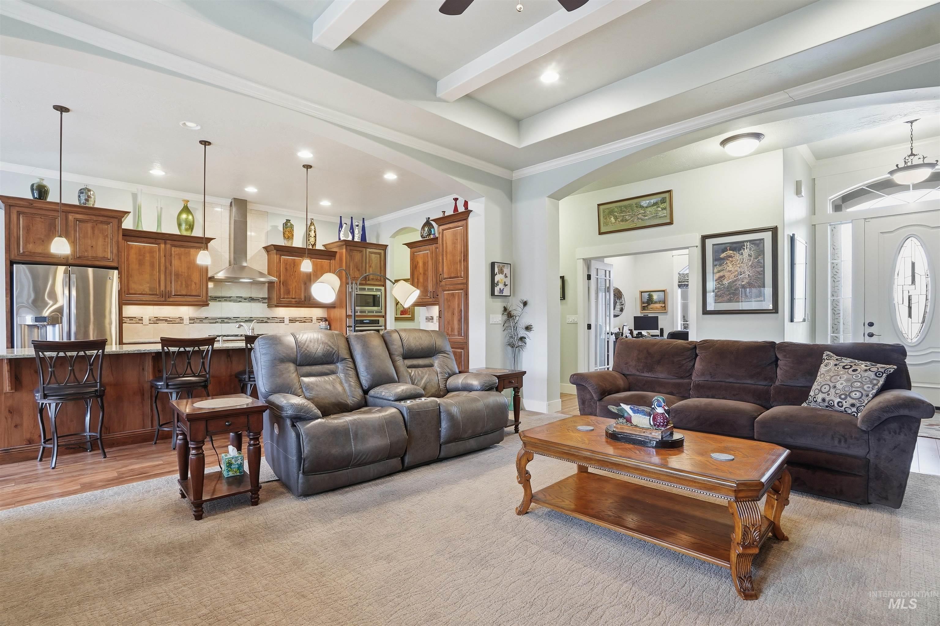 98999802 Property Photo 7