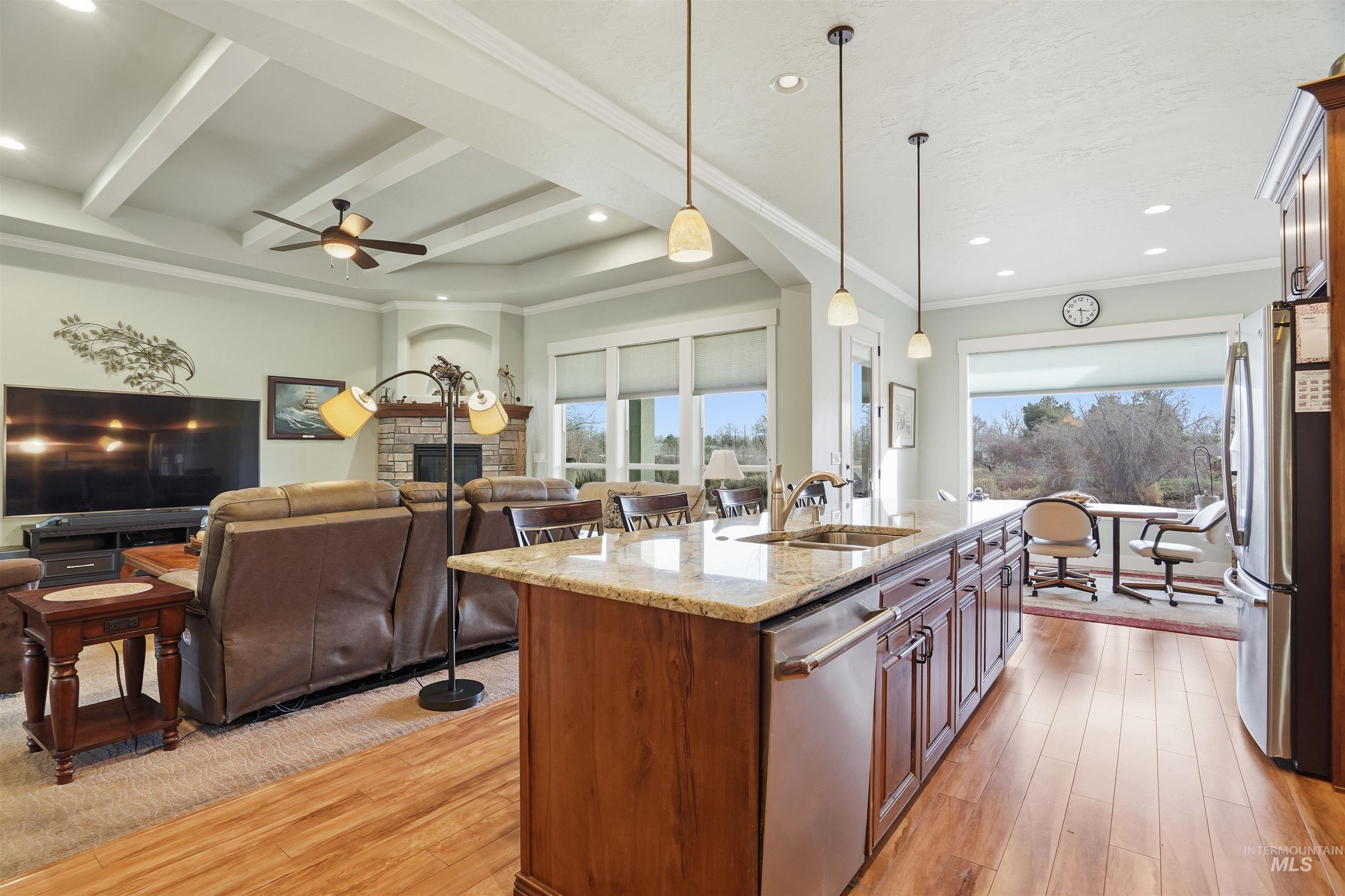 98999802 Property Photo 10