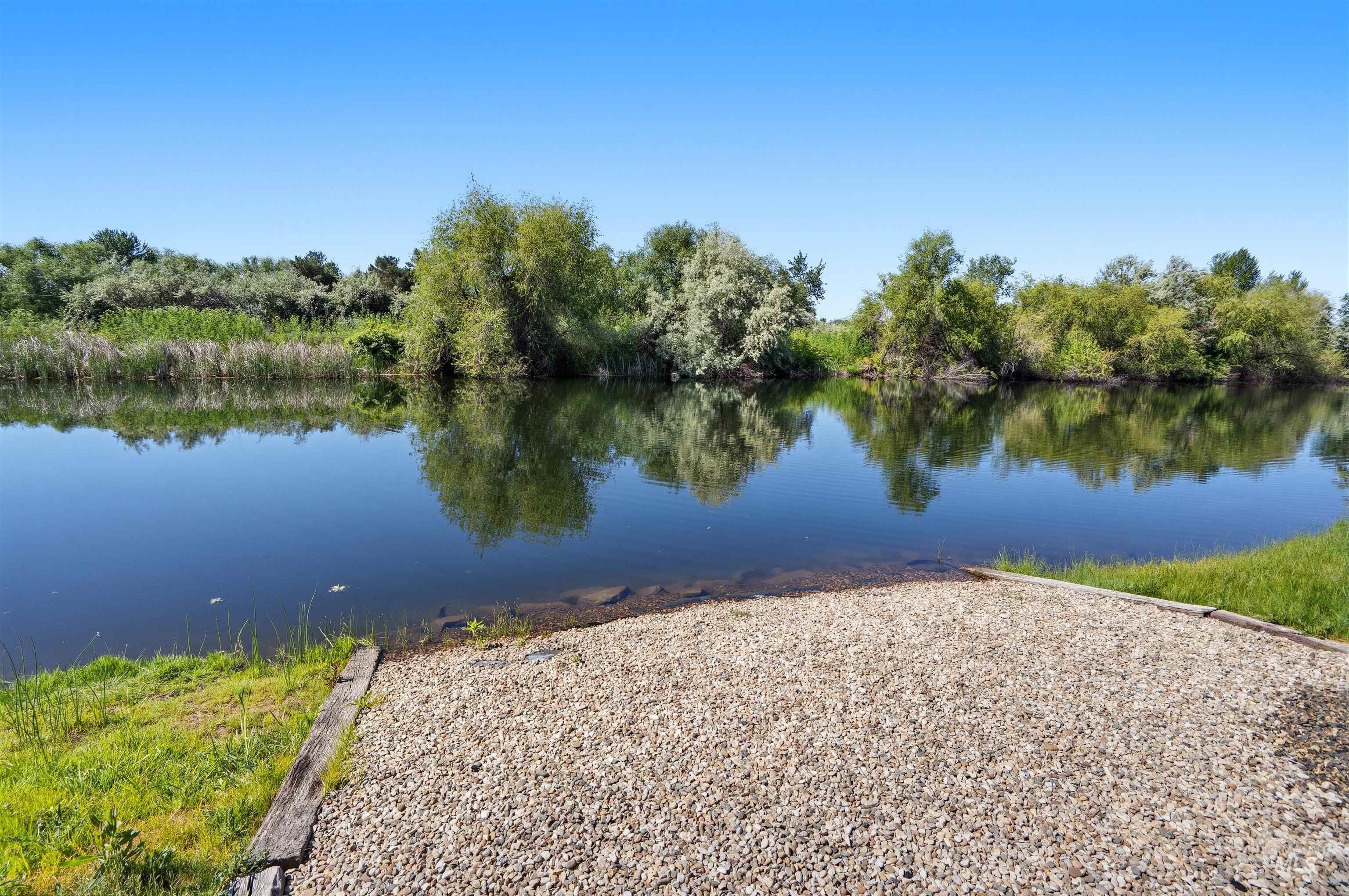 98999802 Property Photo 34