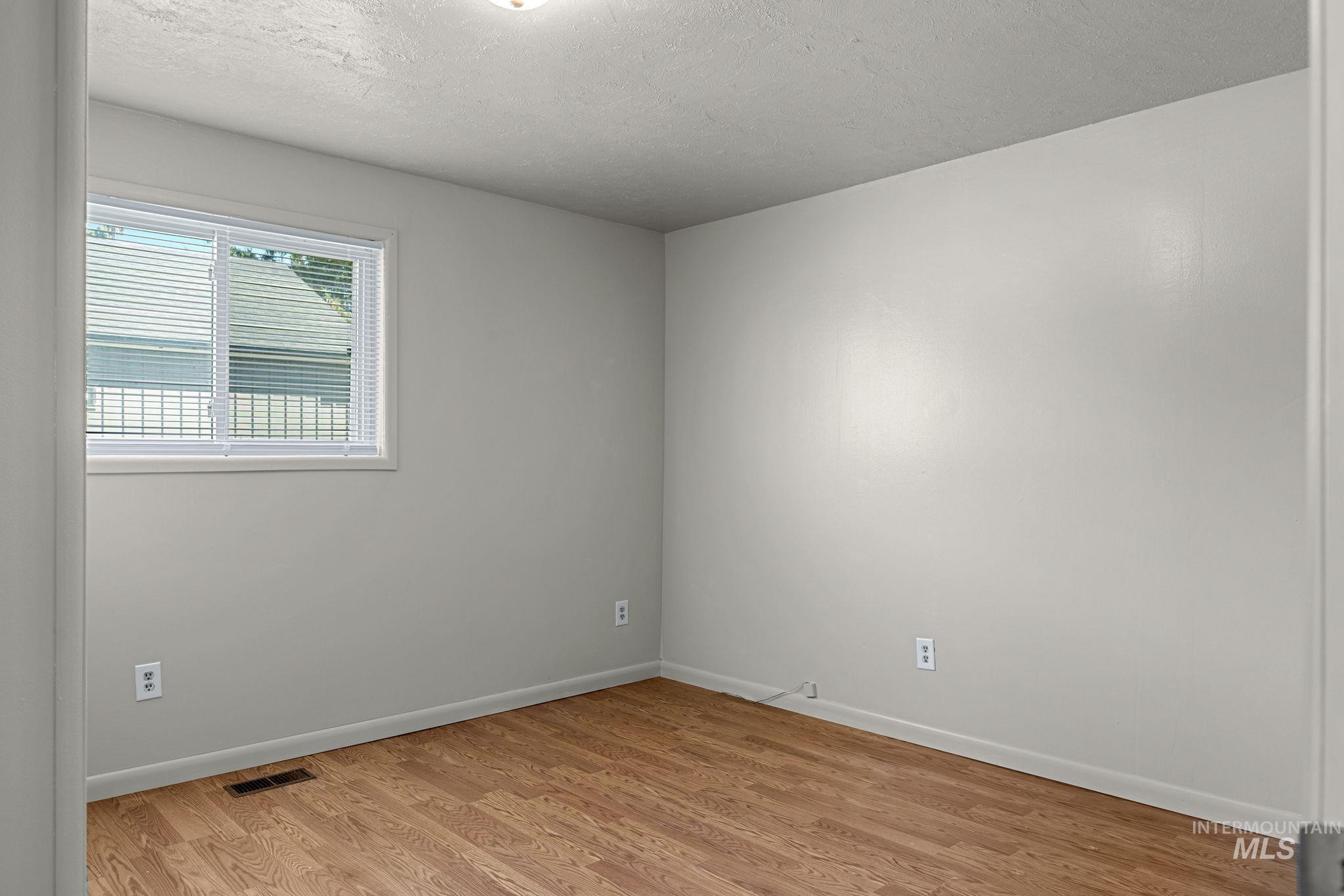 211 Randolph Property Photo 27