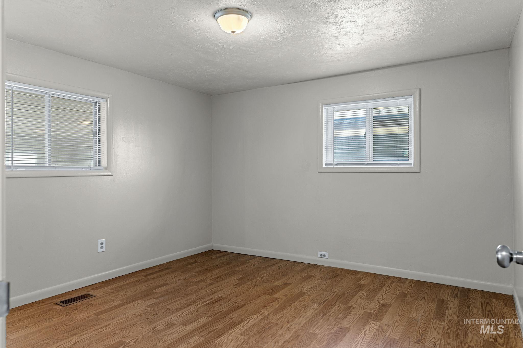 211 Randolph Property Photo 30