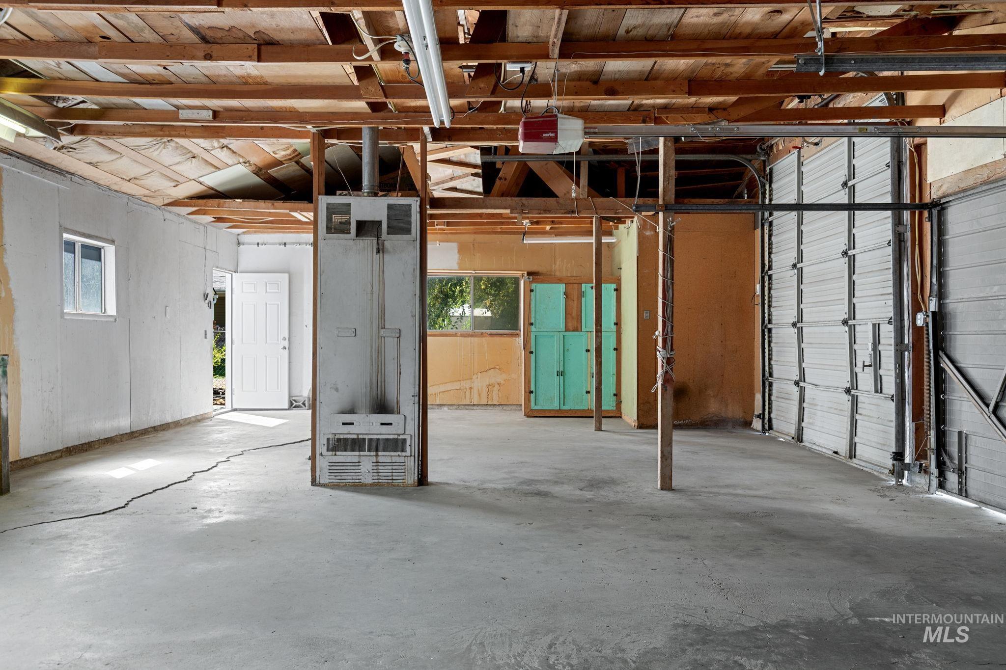 211 Randolph Property Photo 45