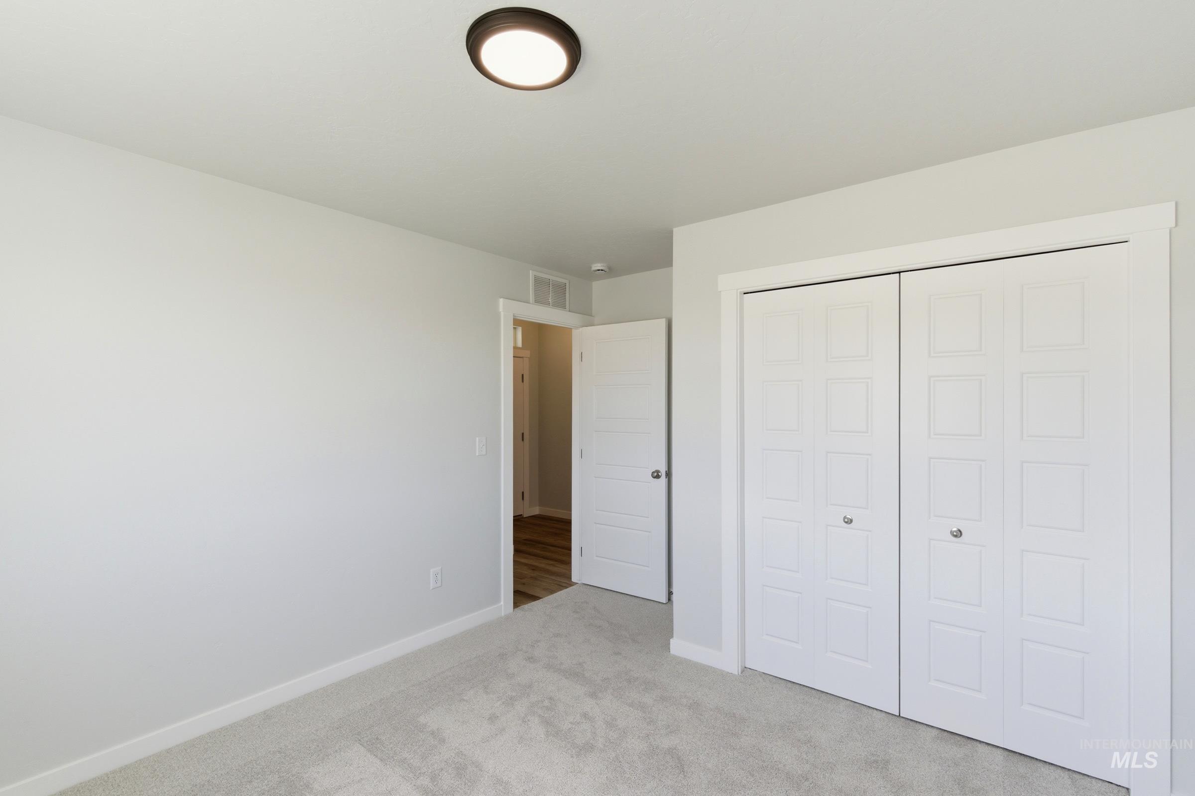 9072 W Violet St Property Photo 12