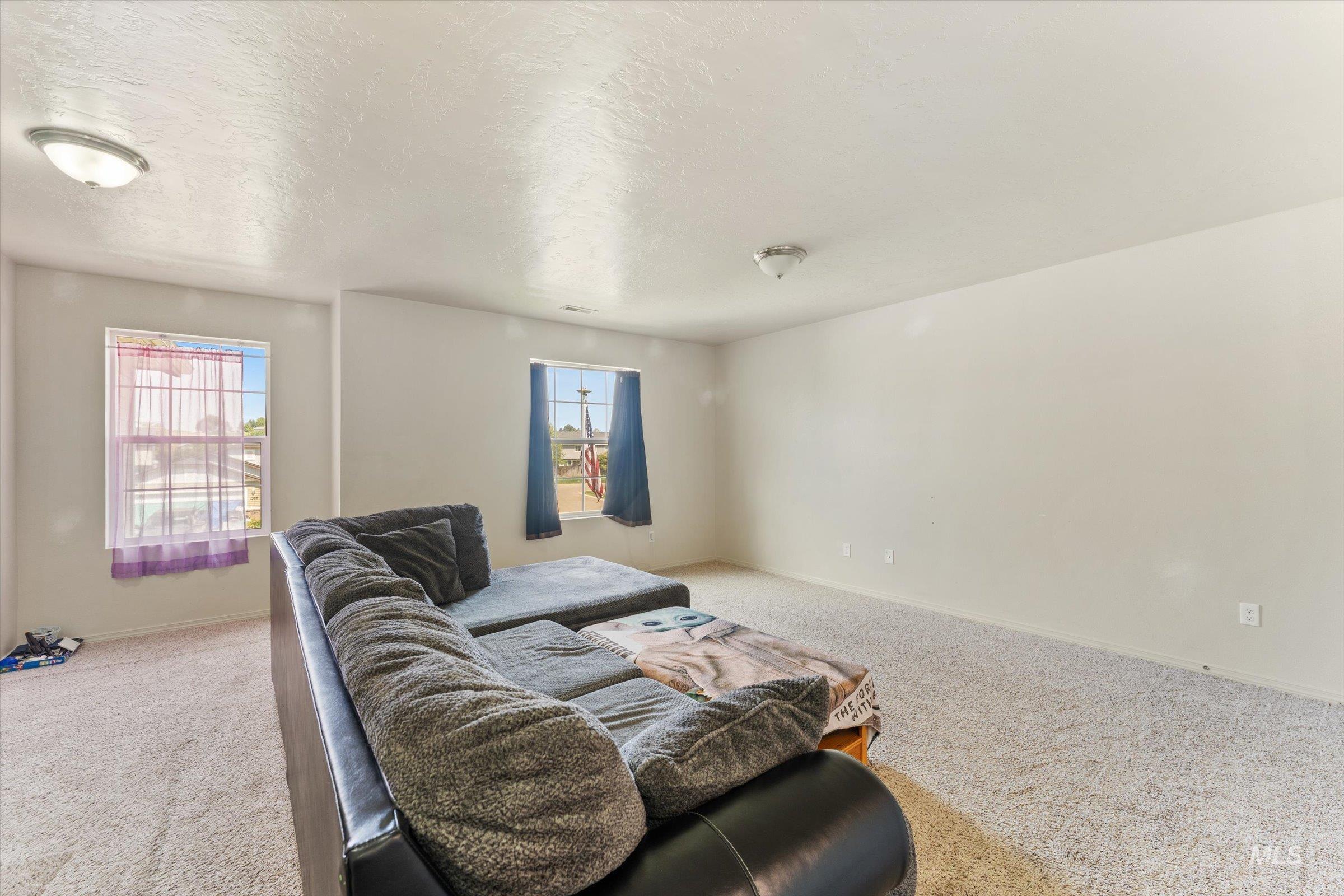 1577 Gold Street Property Photo 21