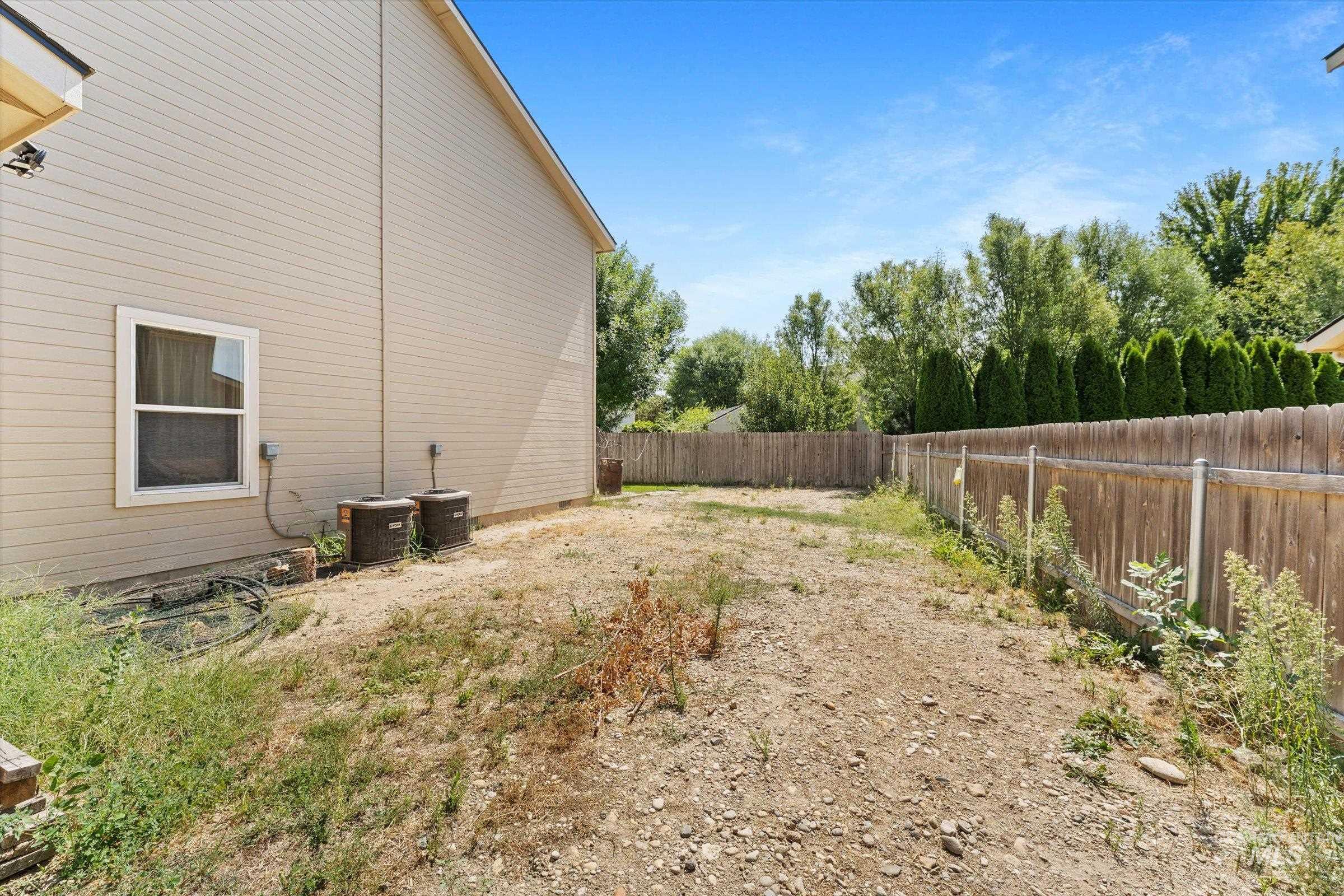 1577 Gold Street Property Photo 41