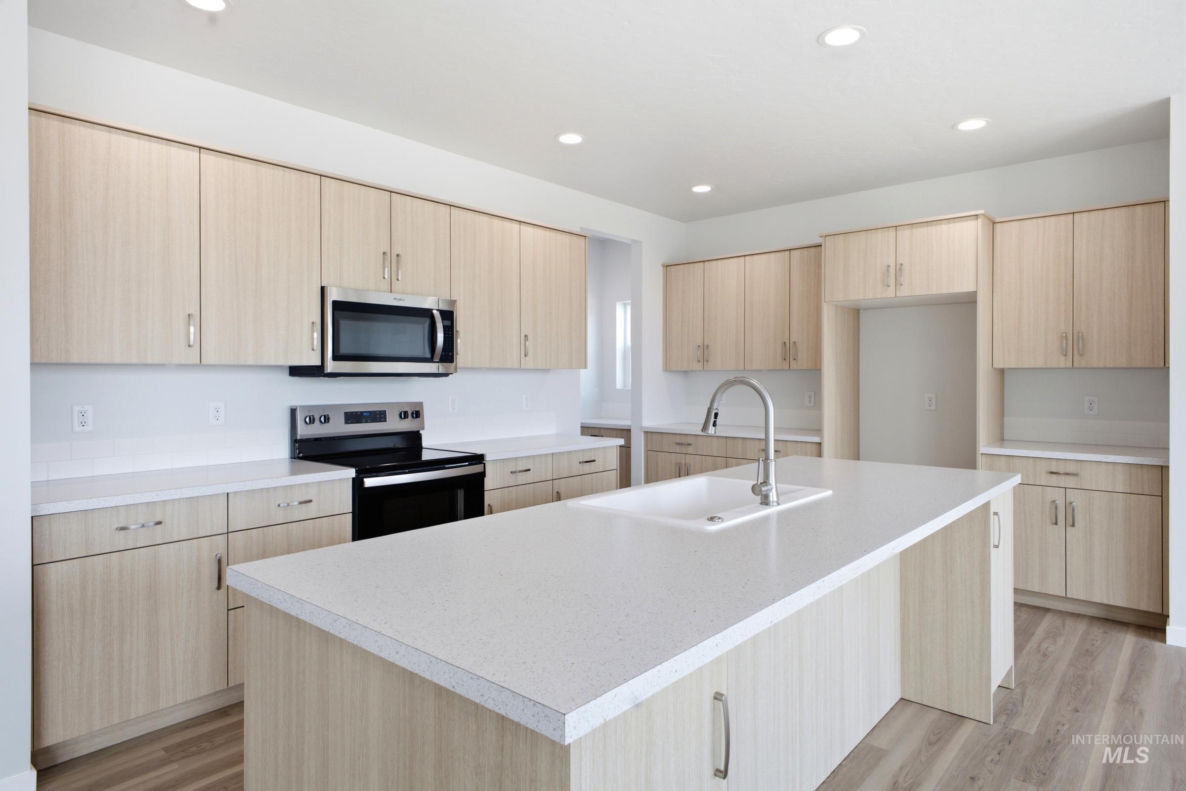 3202 W Animas Creek Dr Property Photo 4