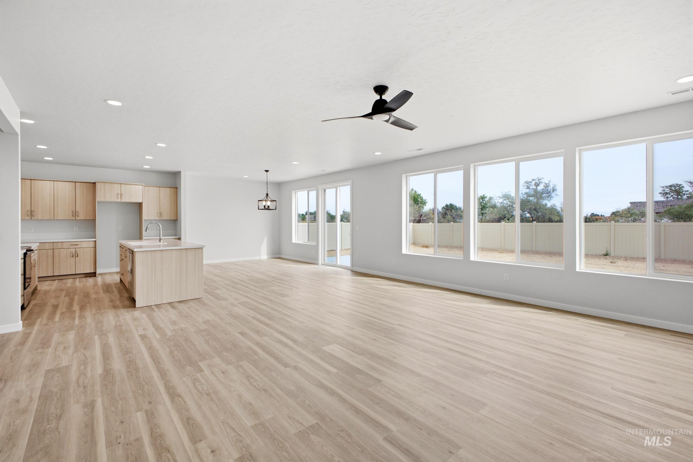 3202 W Animas Creek Dr Property Photo 12