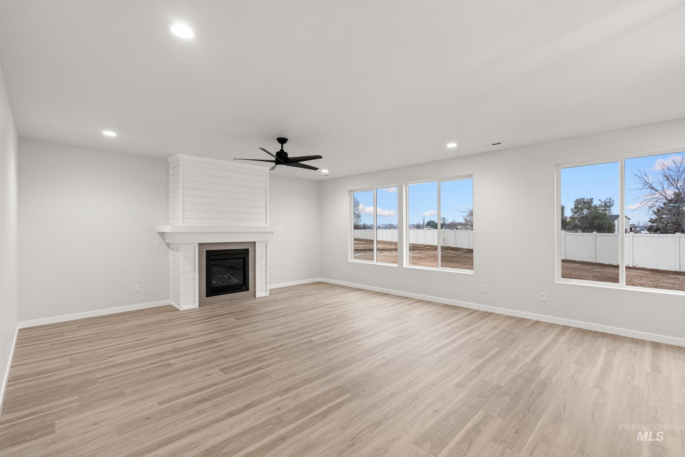 2743 N Chappy Way Property Photo 8