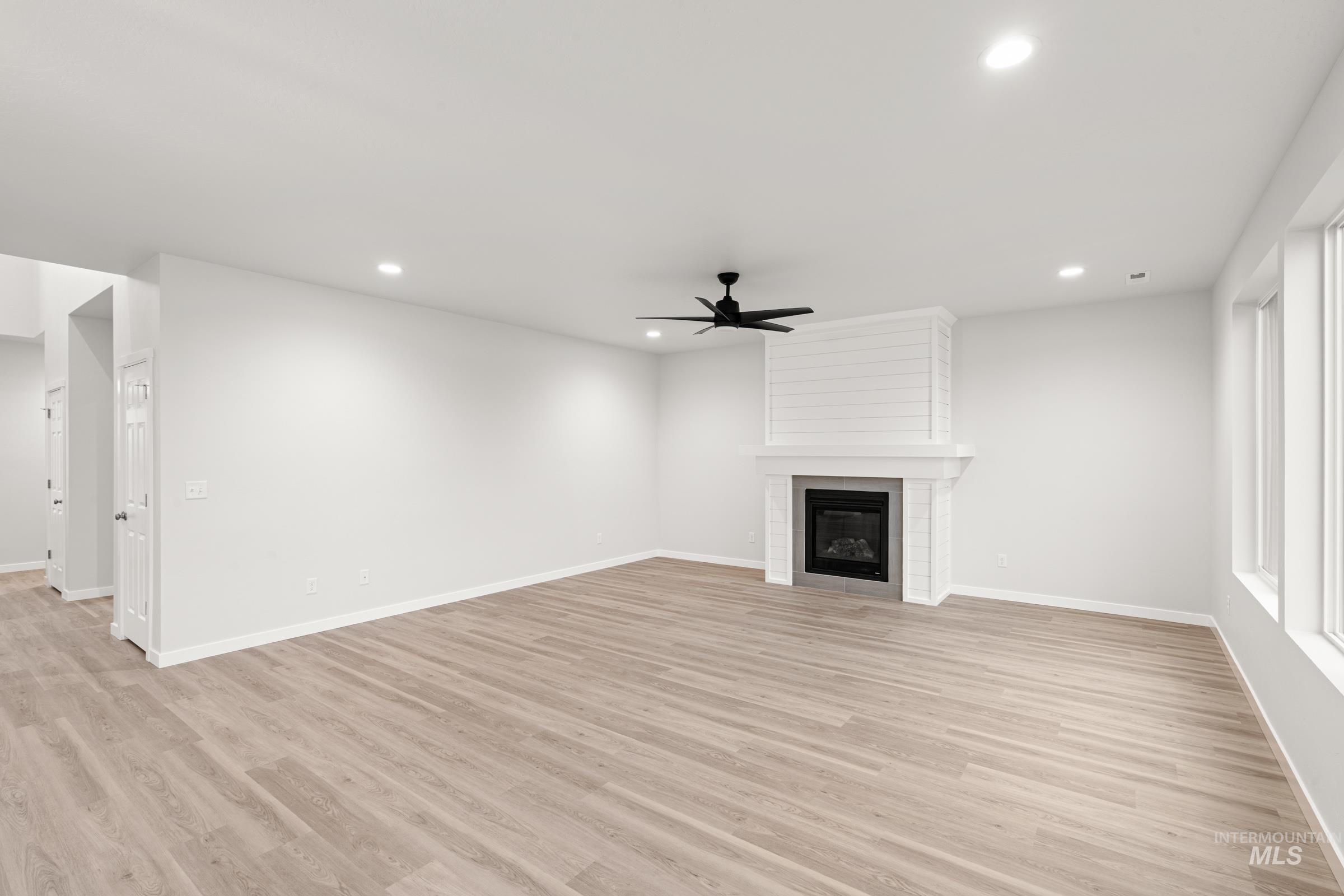 2743 N Chappy Way Property Photo 9