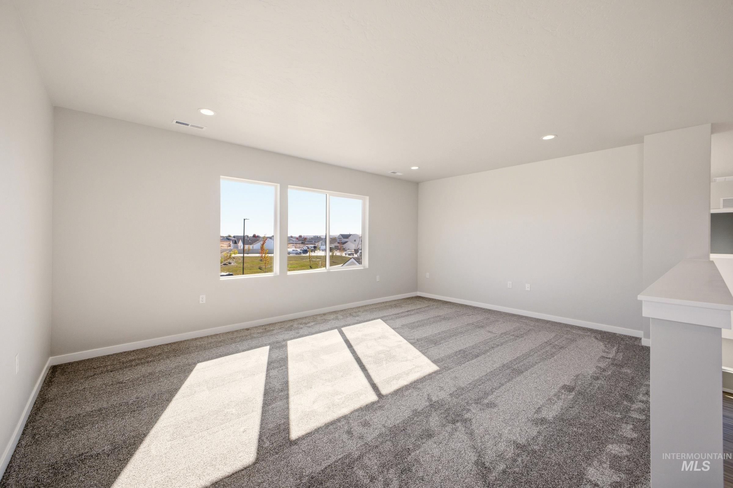 2743 N Chappy Way Property Photo 23